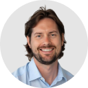 Ett porträtt av Emanuel, VD på BTIB.