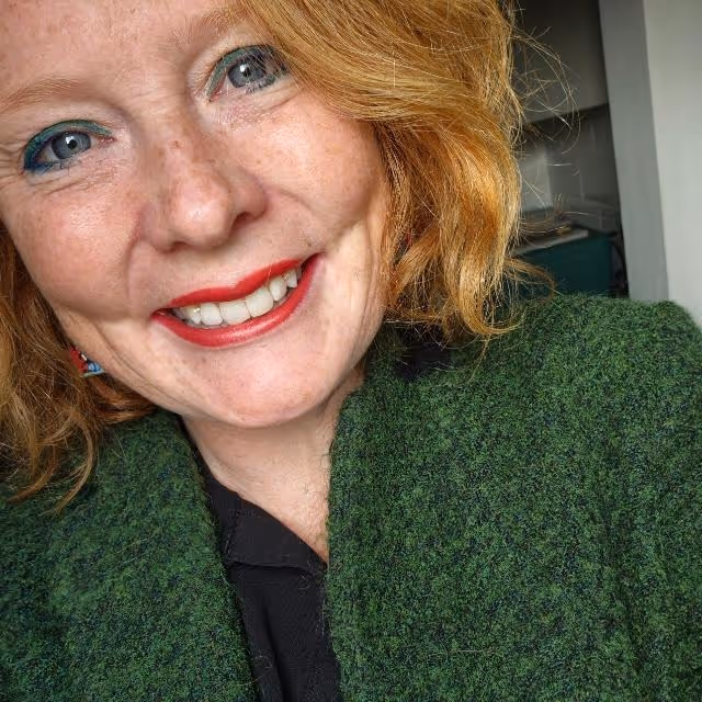 Clare Howcutt-Kelly