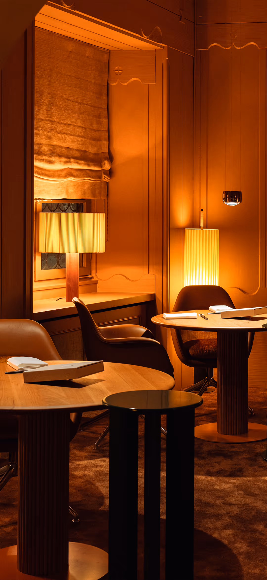 Innenansicht des Restaurants Tohru in München, gestaltet von Tasteful Concepts