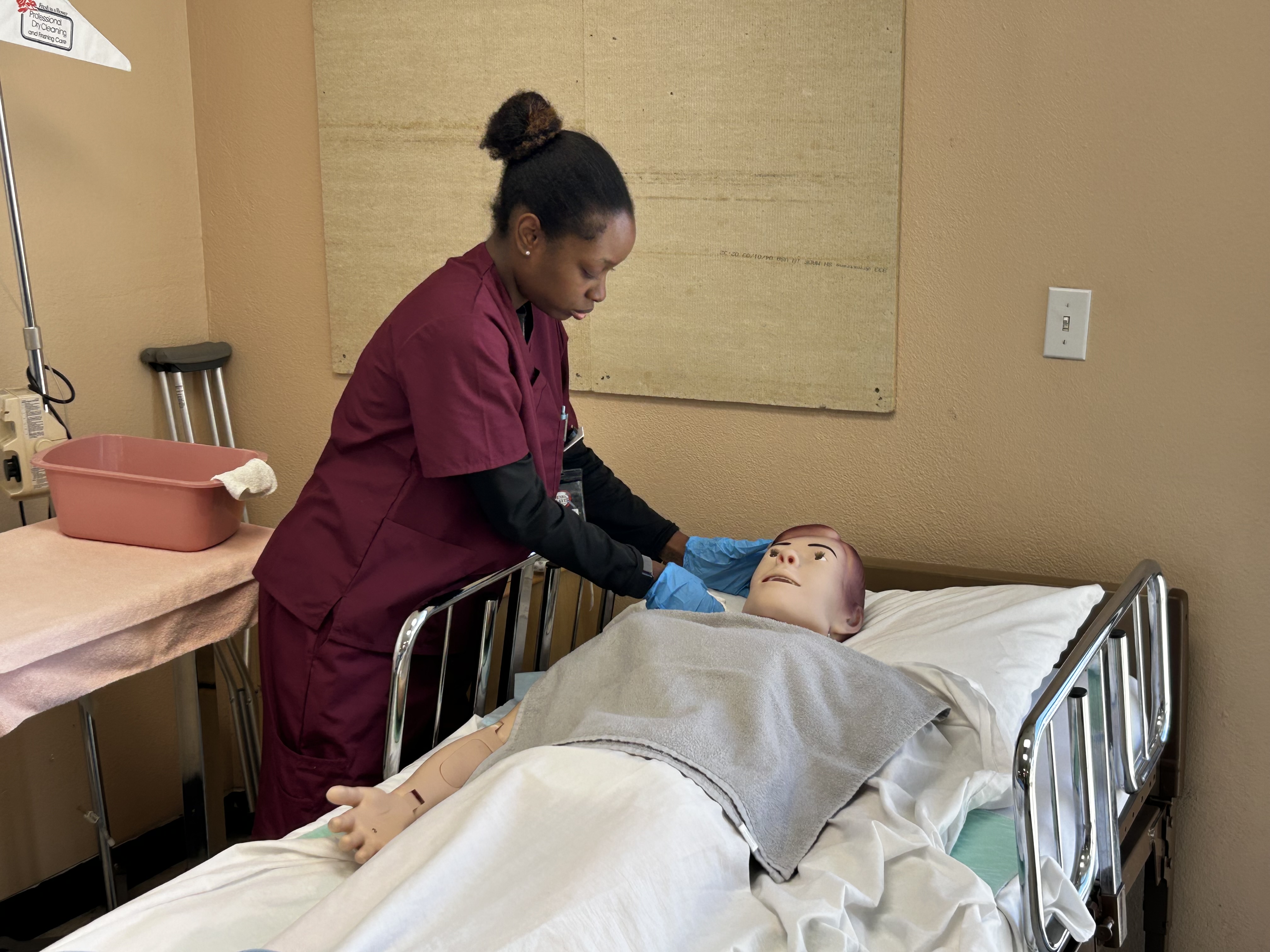 Nurse Assistant Classes: Your Fast, Trusted Path Into Healthcare