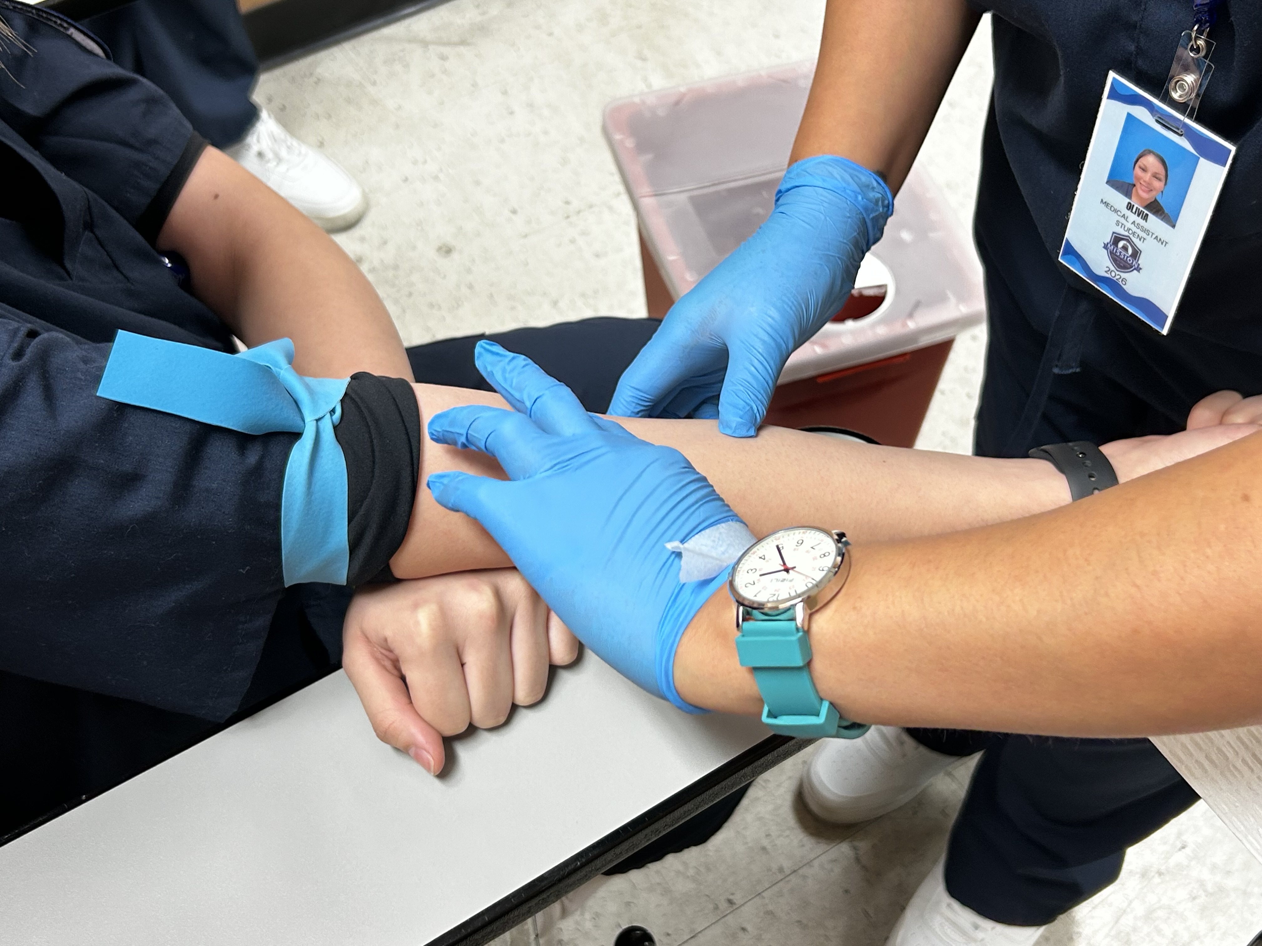 How Nurse Assistant Classes Prepare You for Real Patient Care