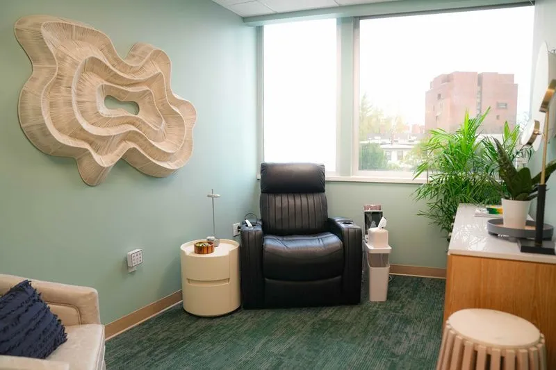 Lumin Health treatment room