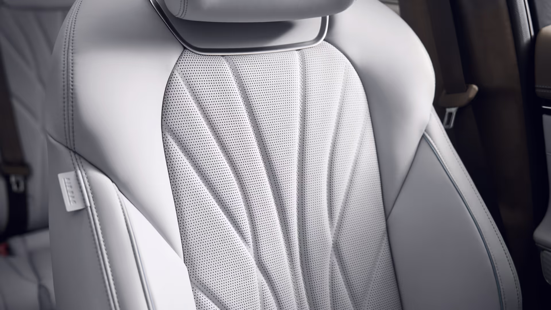 Prime Nappa rear seats