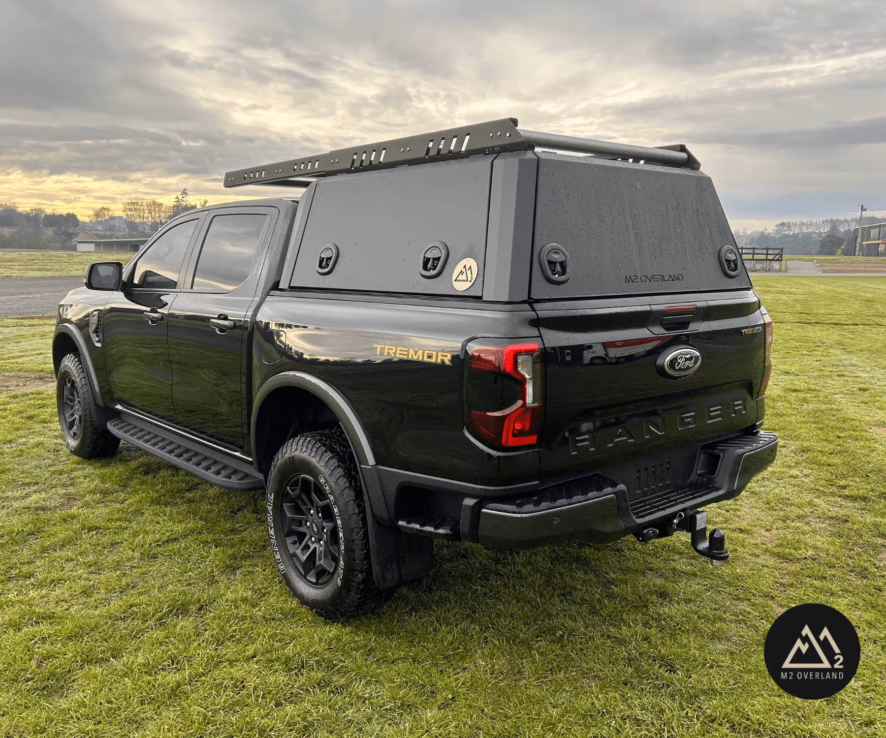 Ford Ranger with wellside canopy
