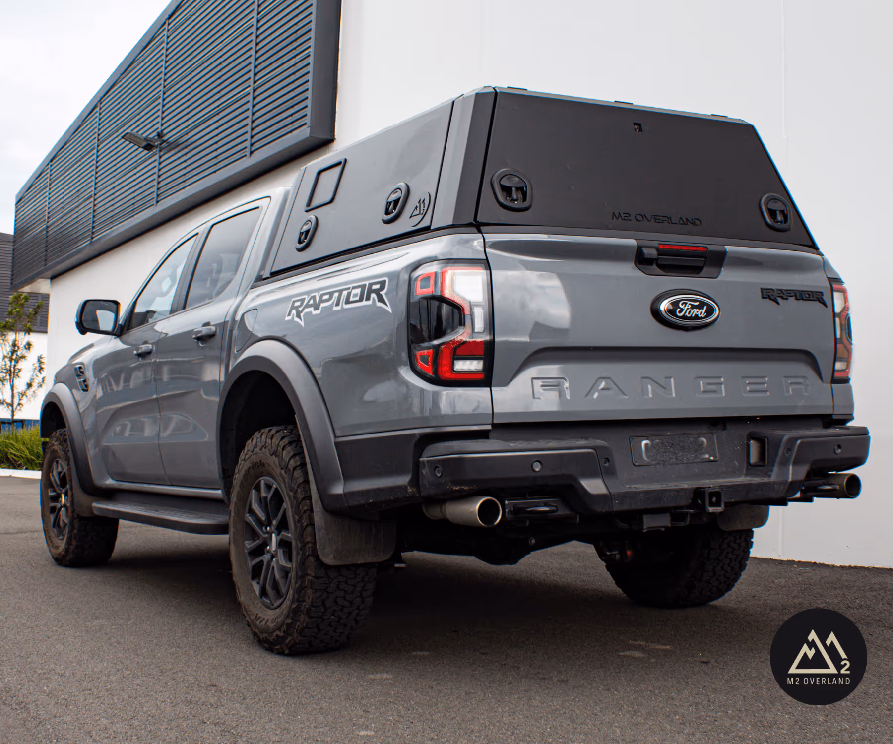 raptor with wellside canopy