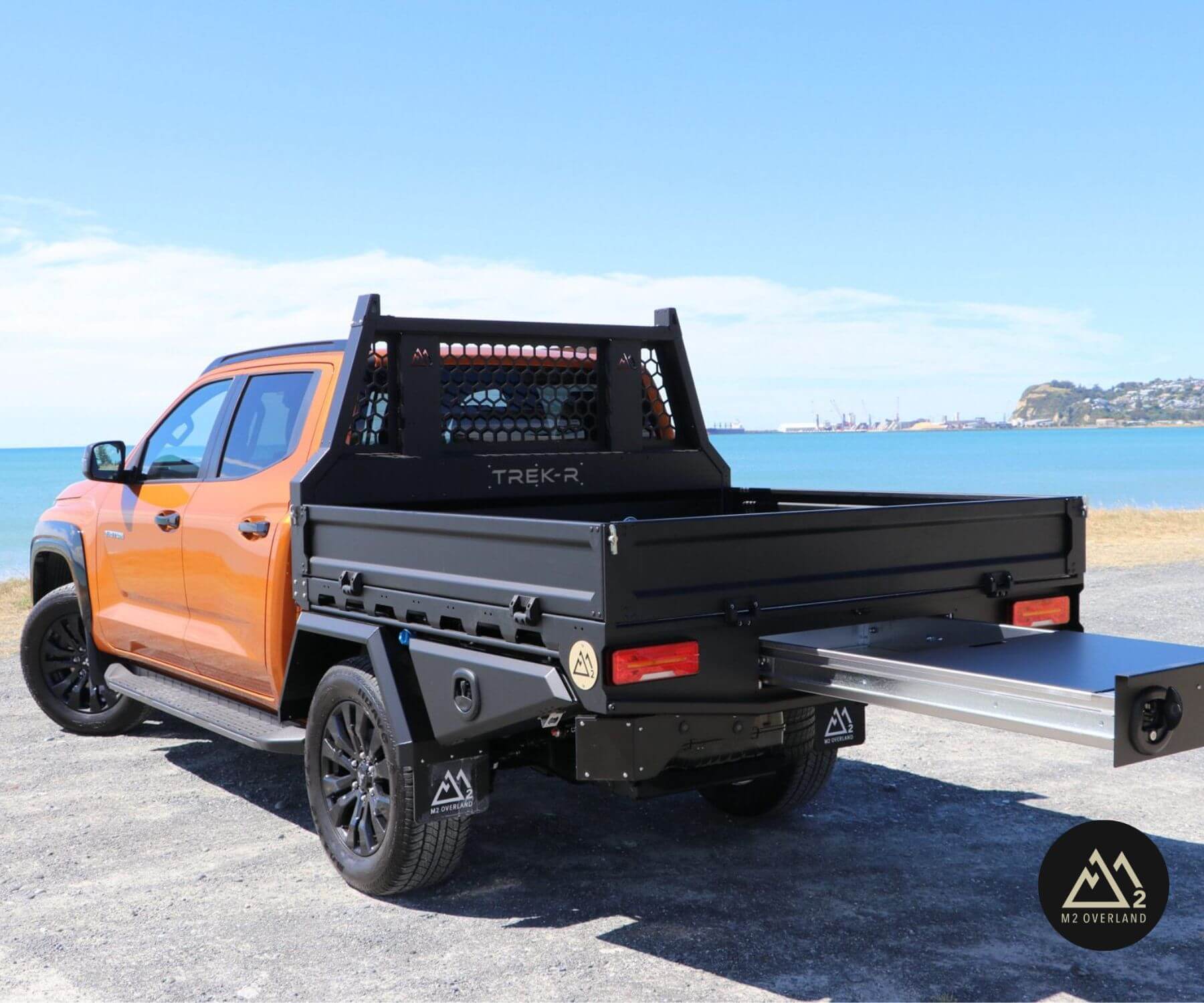 Mitsubishi Triton with  Trekr Tray System