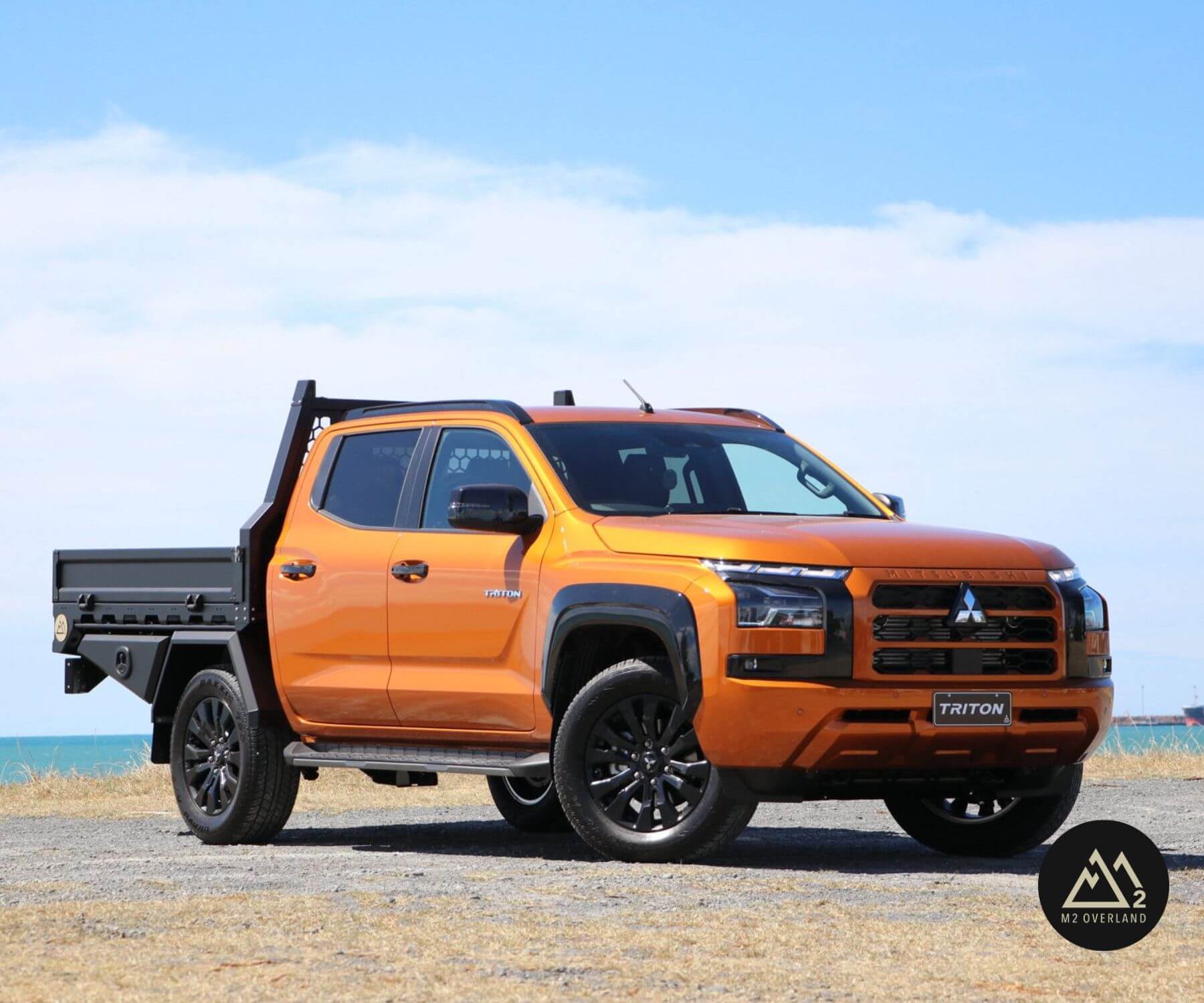 Mitsubishi Triton with  Trekr Tray System