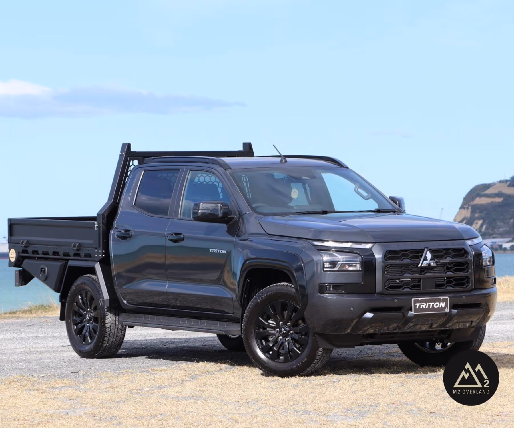 Mitsubishi Triton with  Trekr Tray System