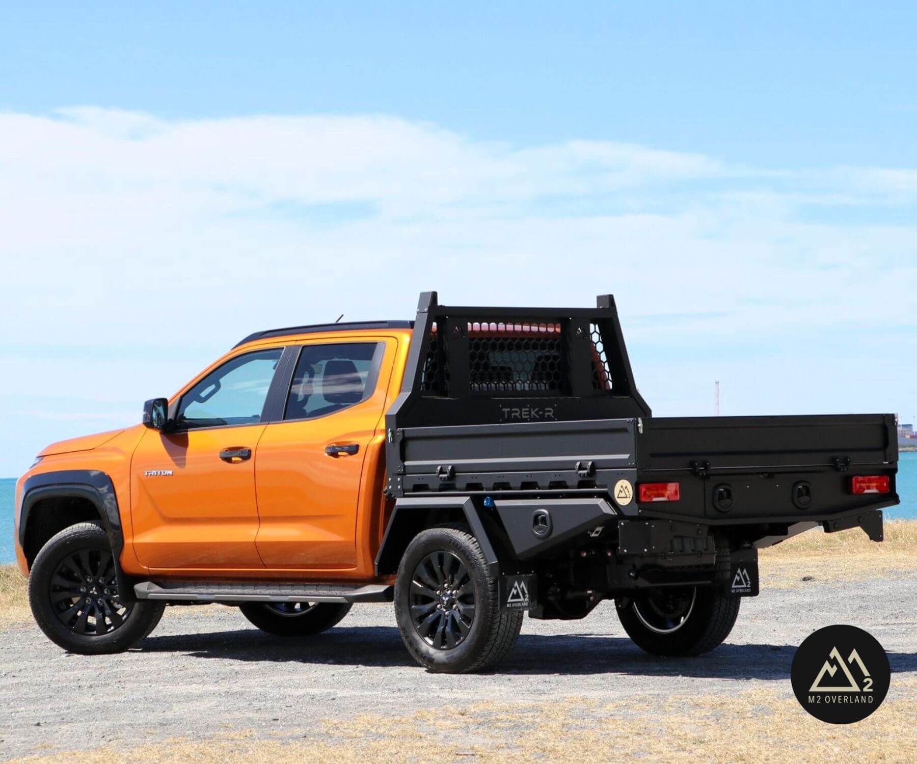 Mitsubishi Triton with  Trekr Tray System