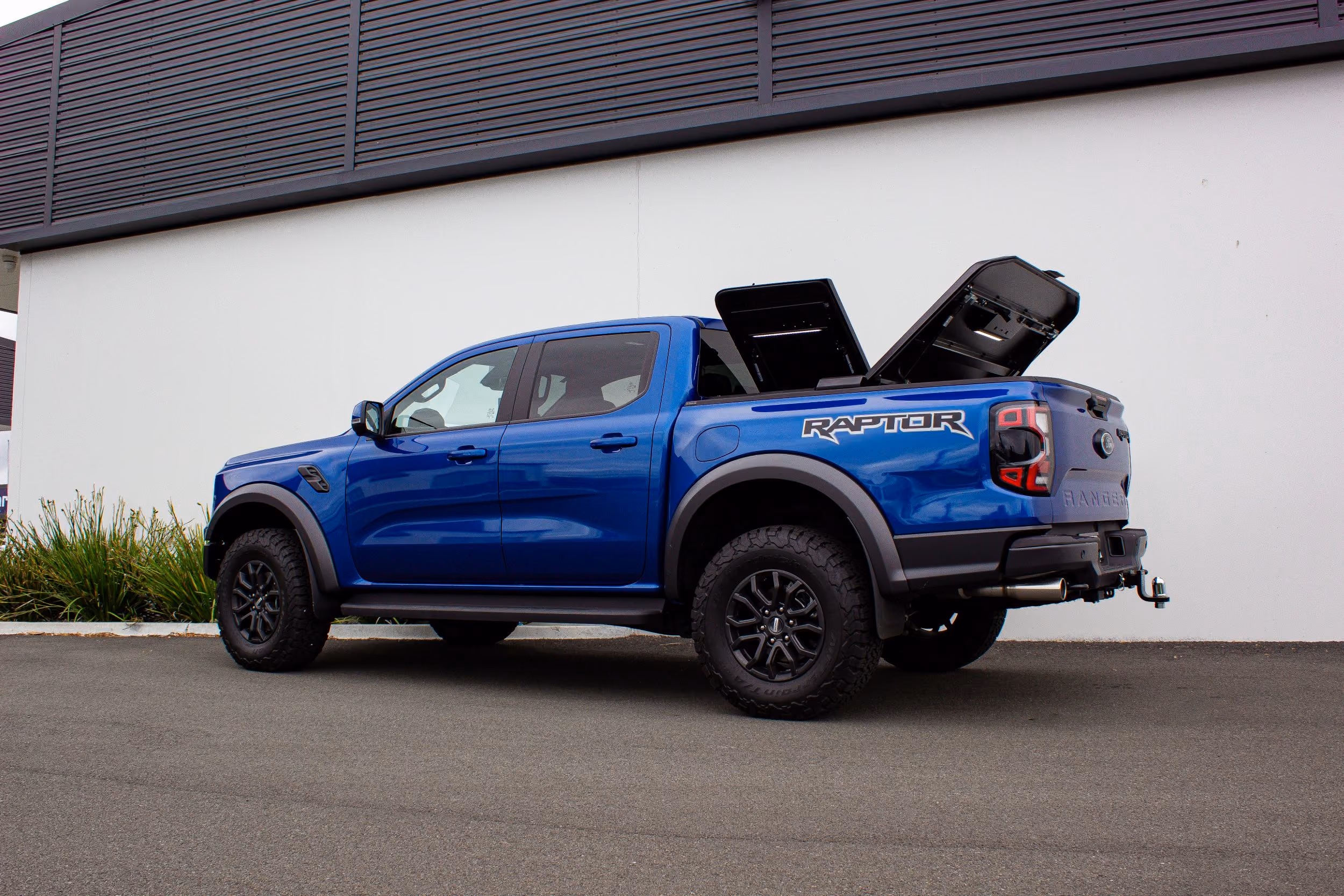 ford ranger with hard lid