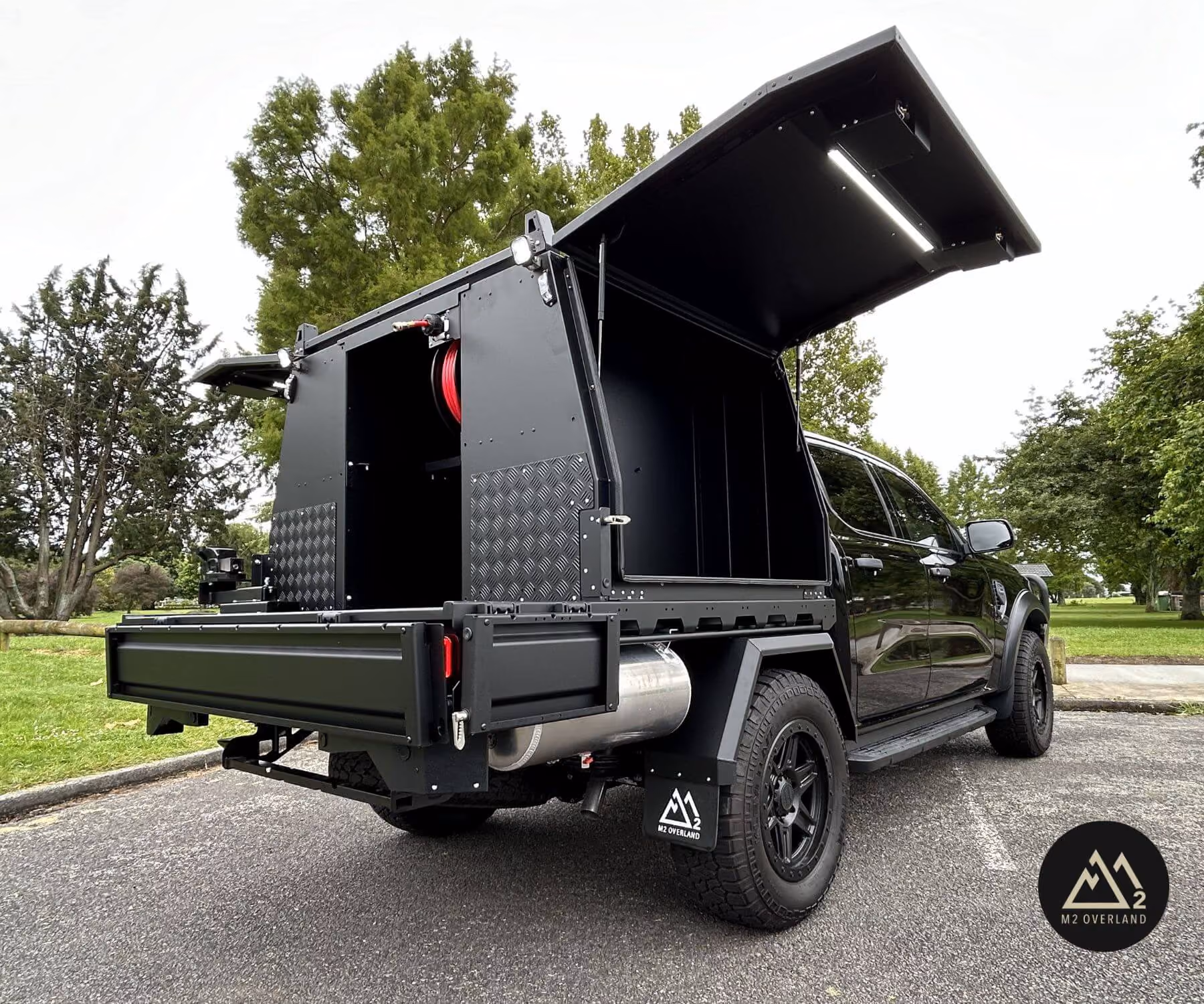 ford ranger with wellside canopy