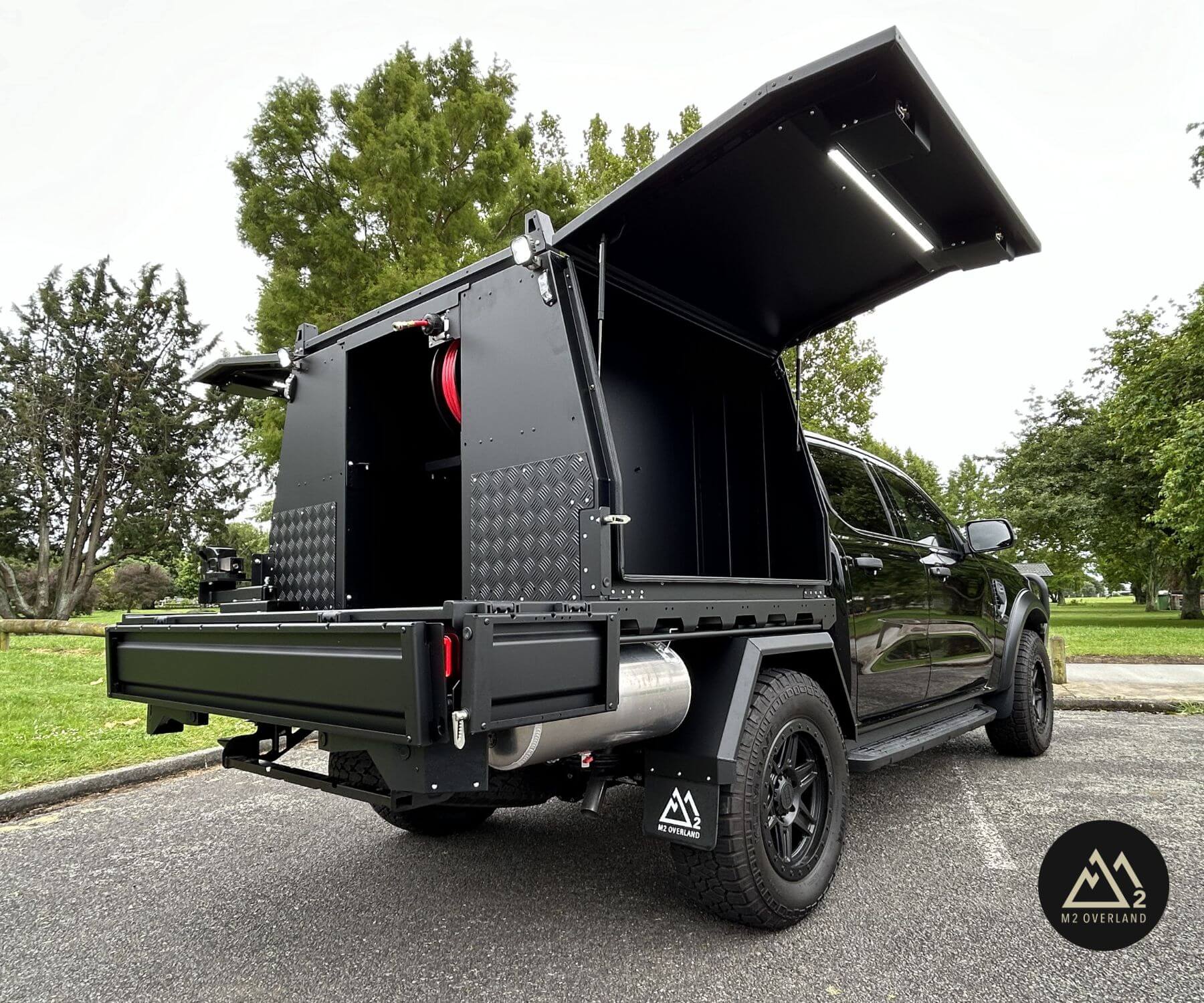 ford ranger with wellside canopy