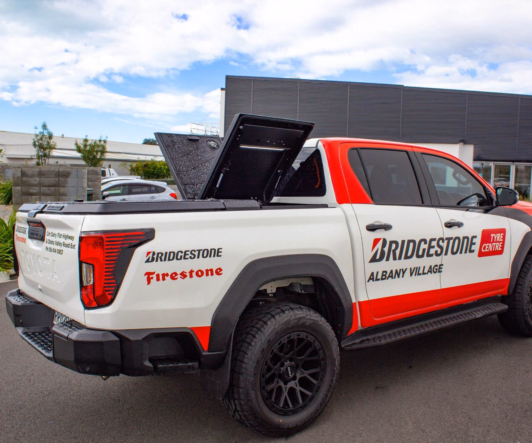 toyota hilux 2026 with hard lid