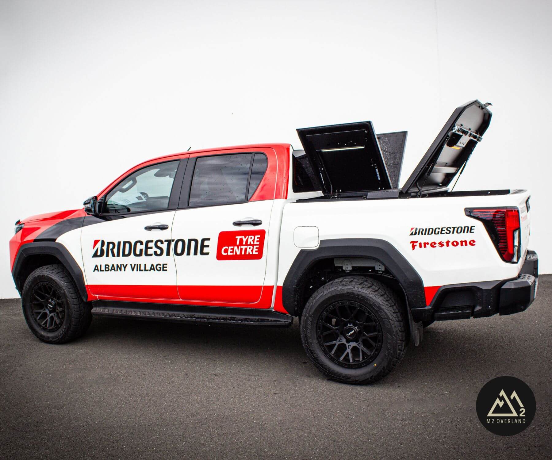 toyota hilux 2026 with hard lid