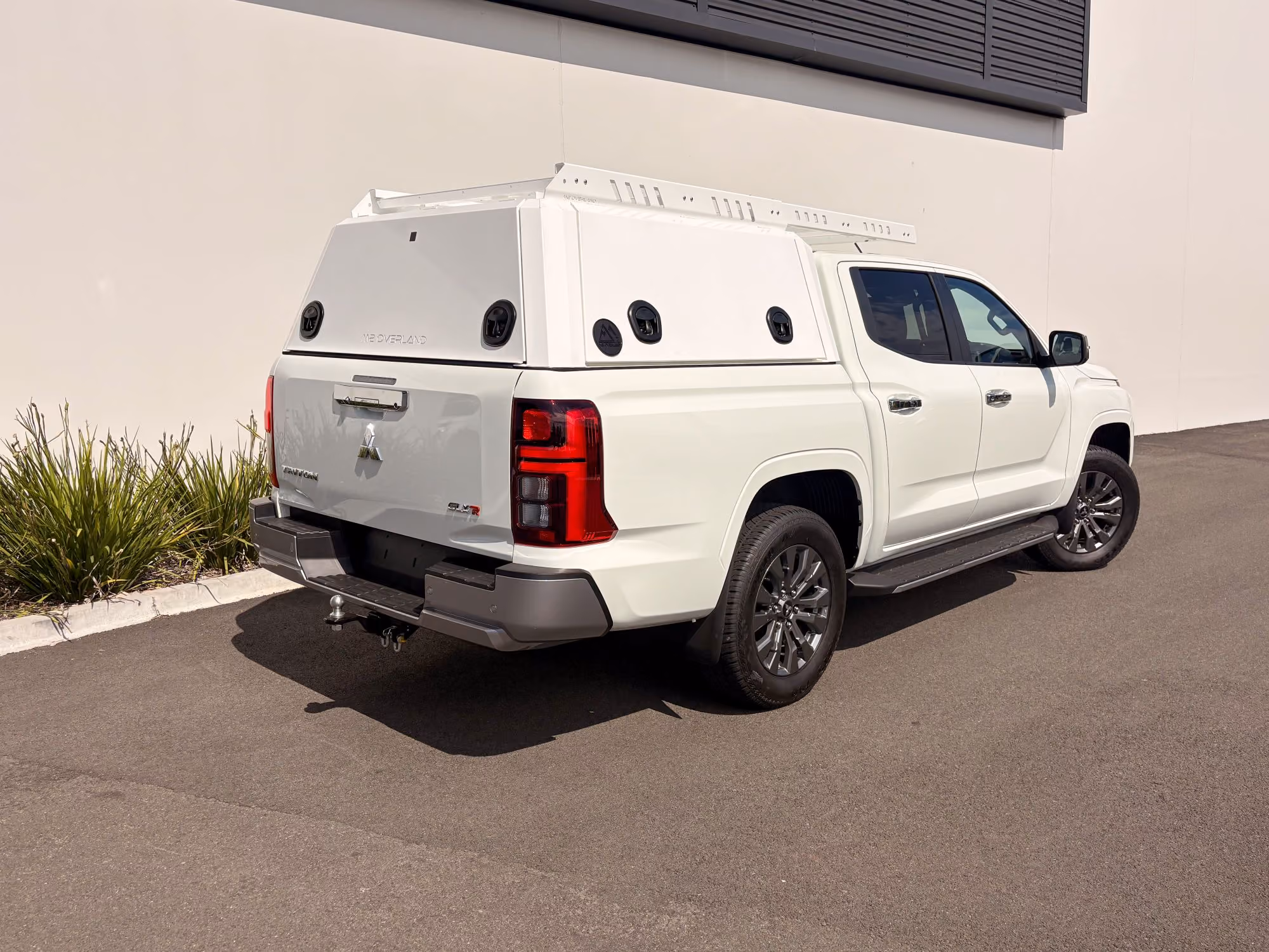 mitsubishi triton with artemis