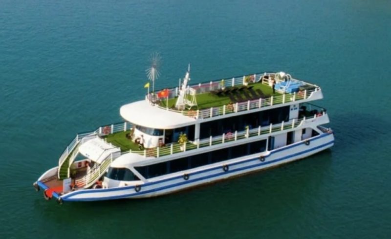 Du thuyền 5 sao Thăm Vịnh trong ngày