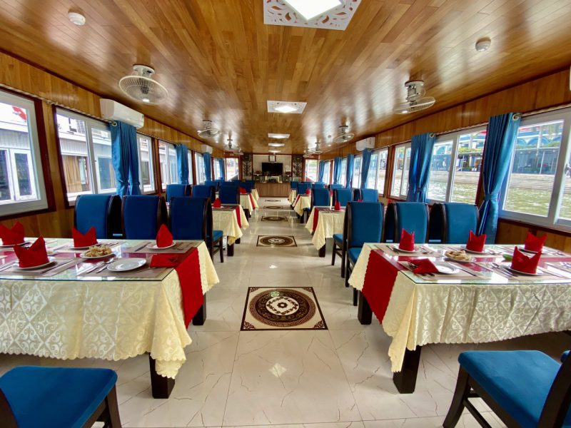 Tàu Tour thăm vịnh Hạ long 4 tiếng