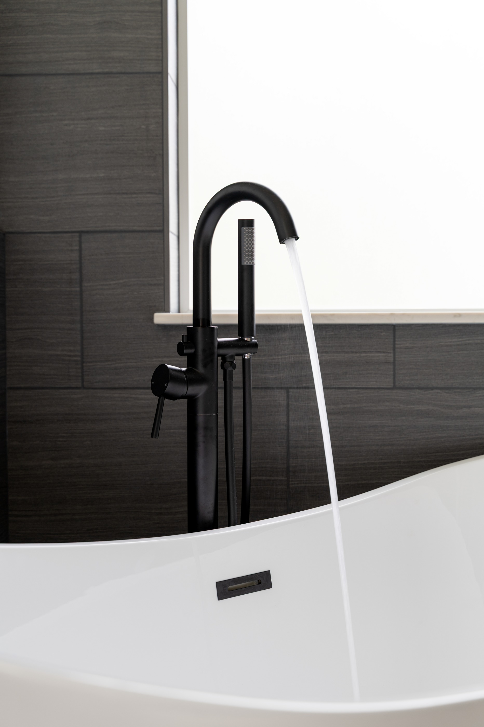 Elegant Bathroom Makeover – Kenmore