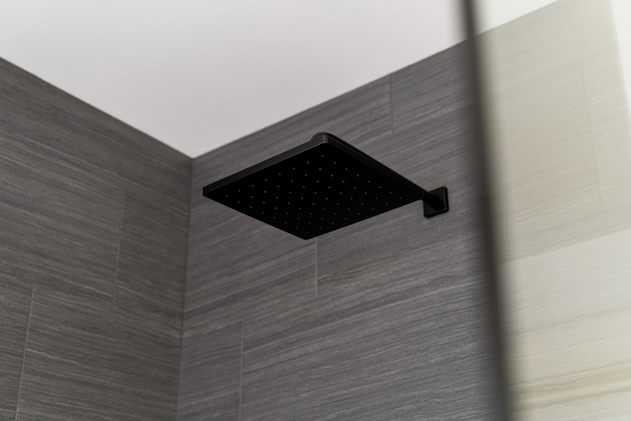Elegant Bathroom Makeover – Kenmore