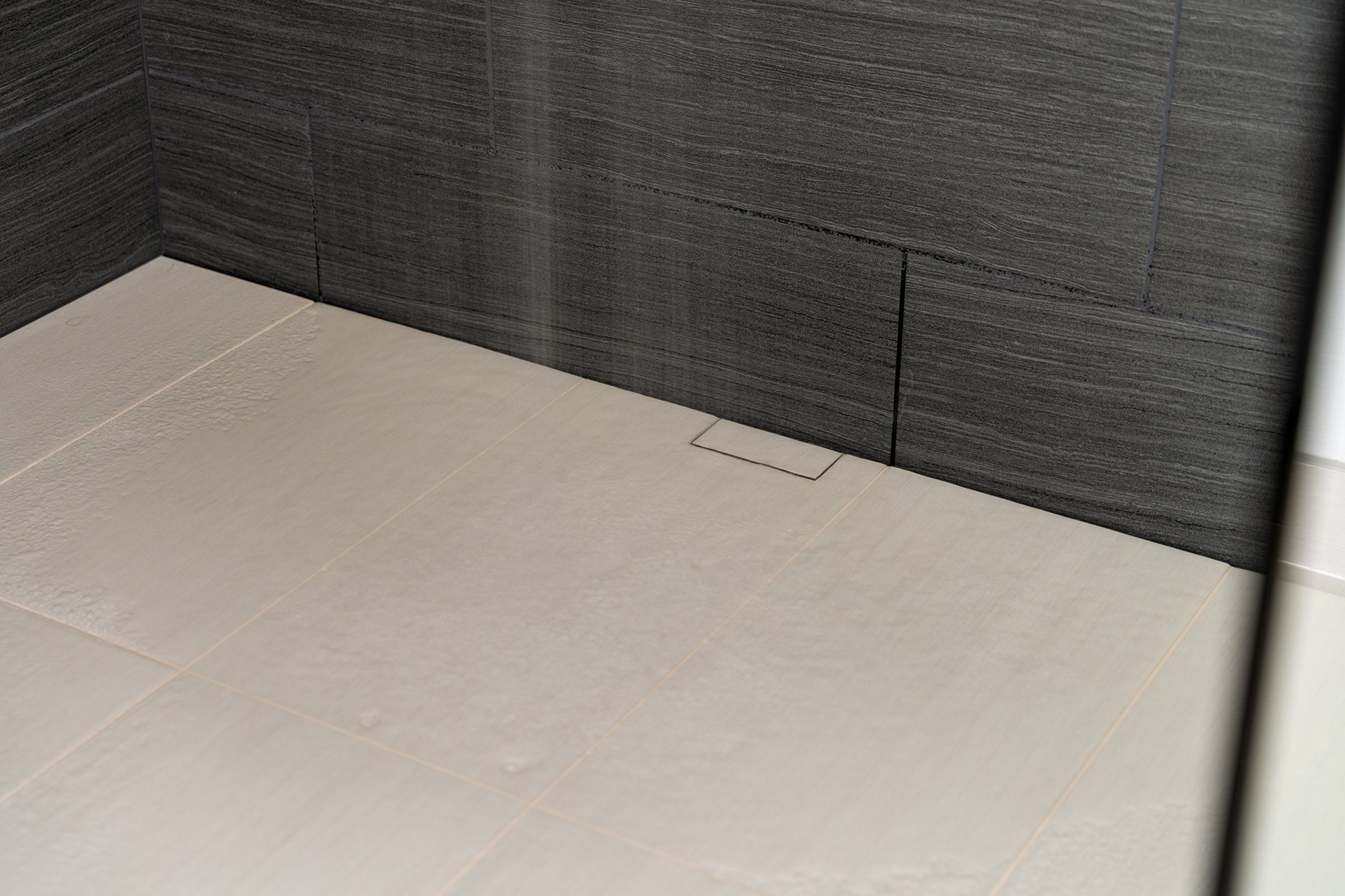 Elegant Bathroom Makeover – Kenmore