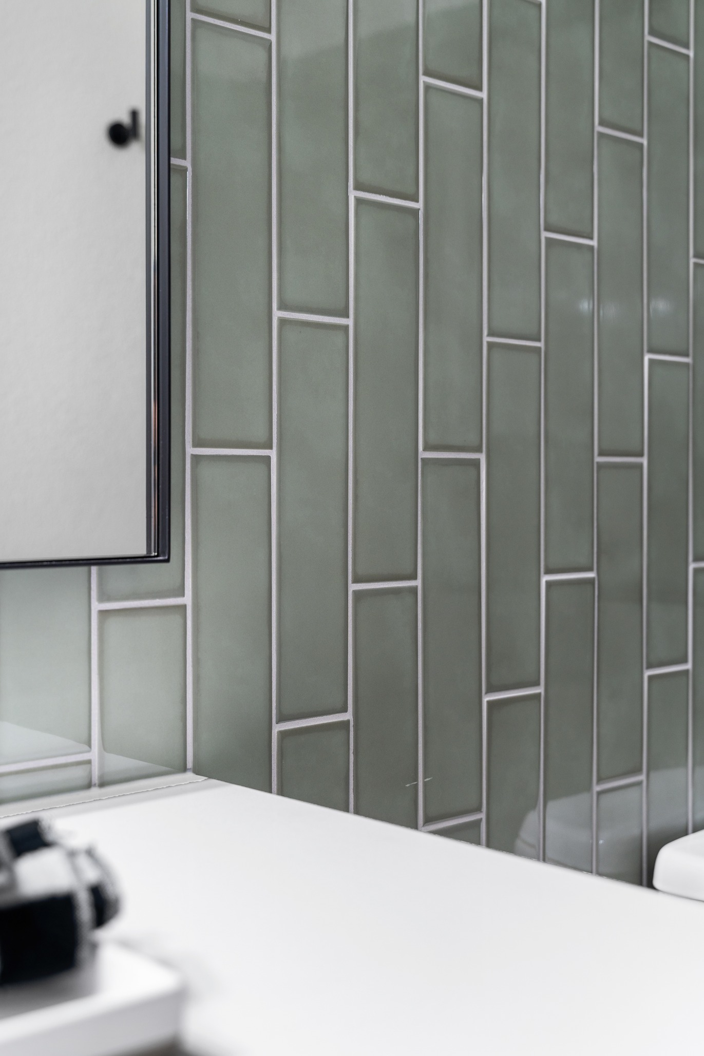 High-End Bathroom Update – Mill Creek 