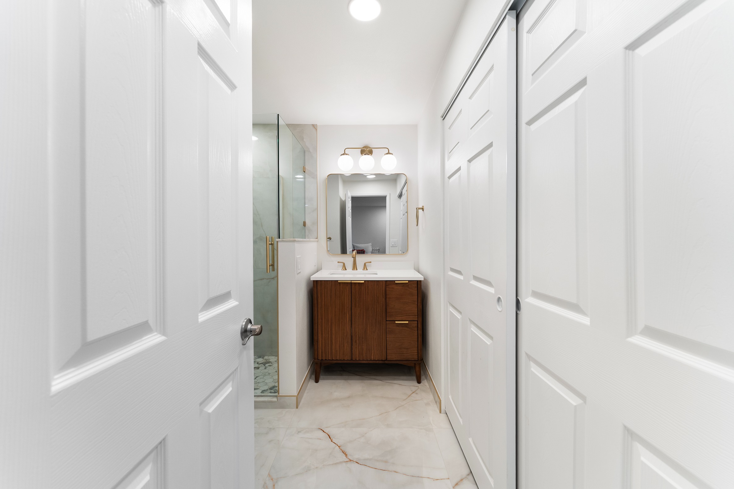  Master Bathroom Transformation – Woodinville After 