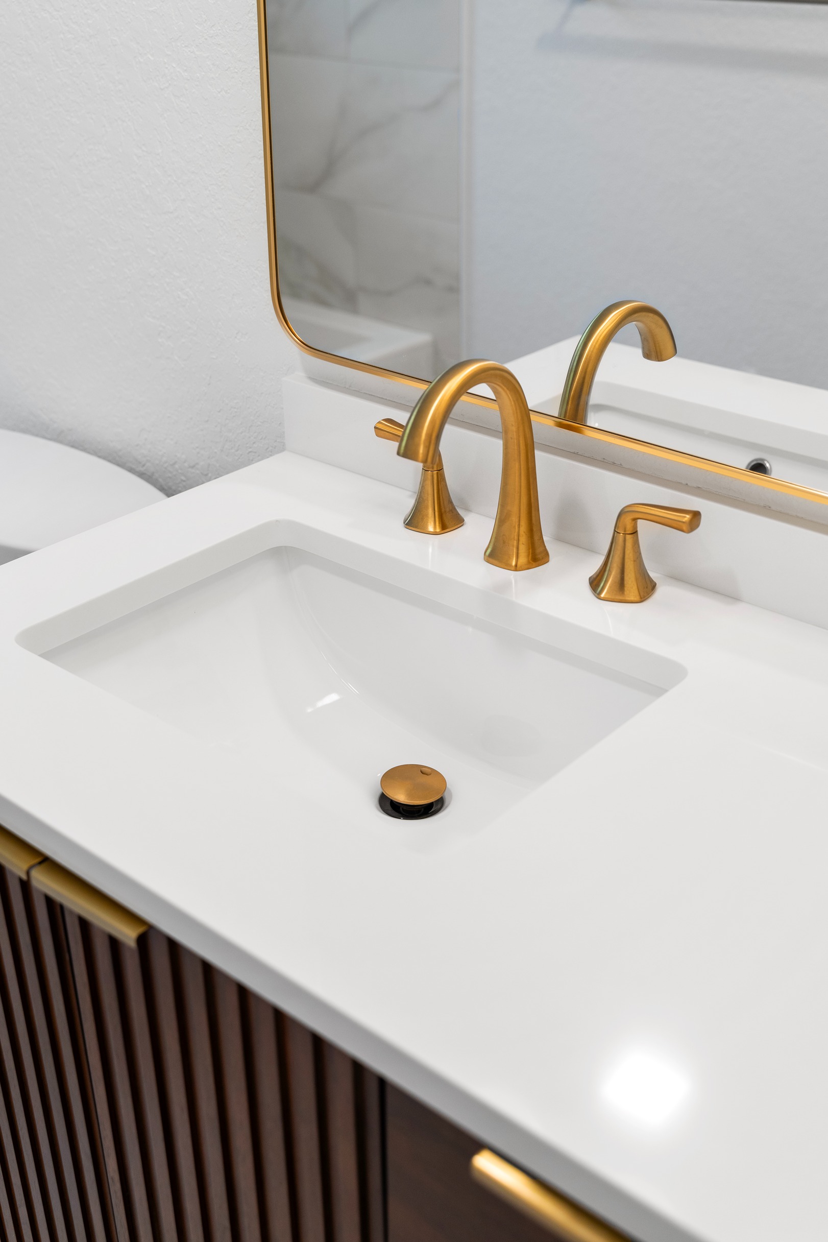 Contemporary Bathroom Project – Woodinville After