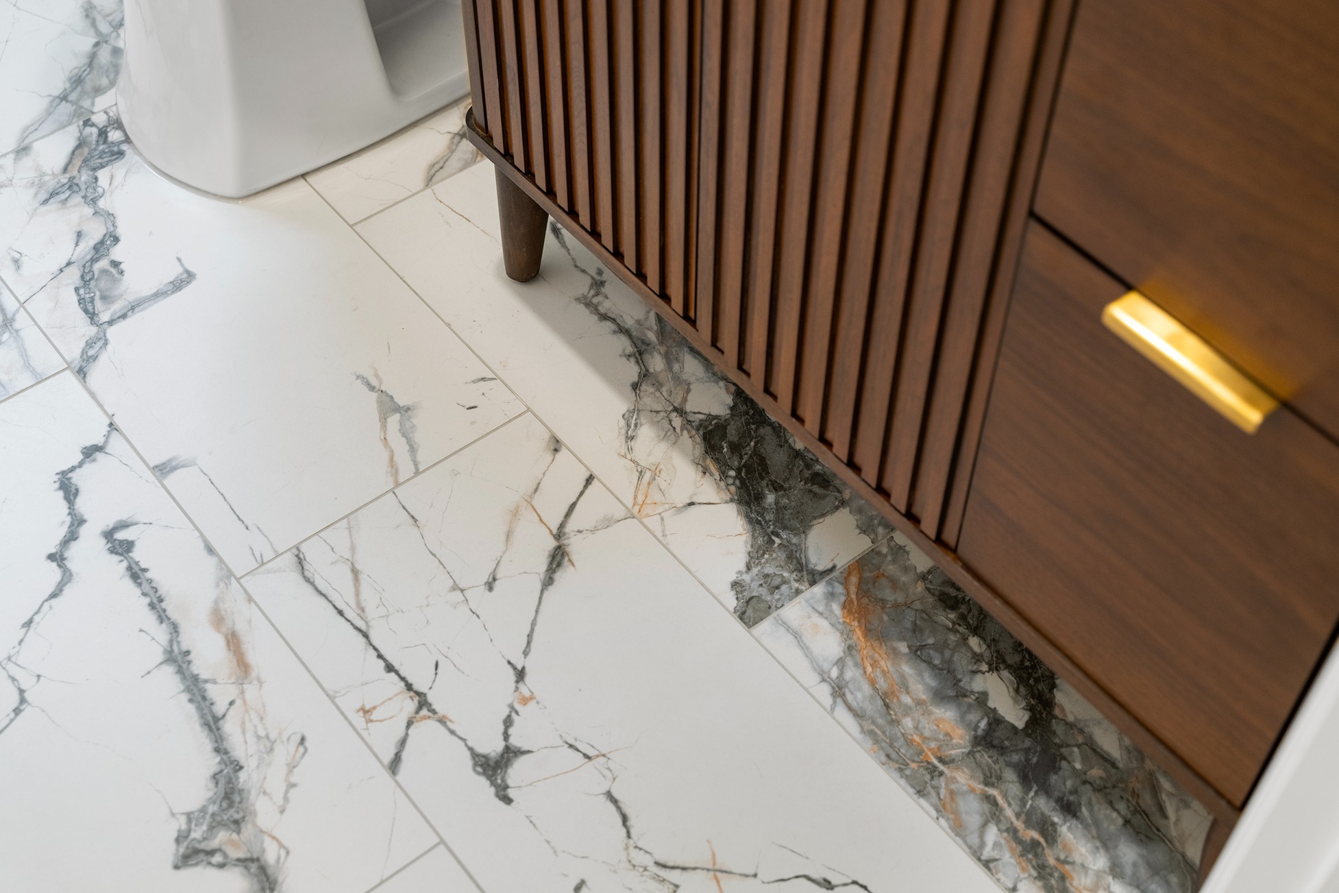 Contemporary Bathroom Project – Woodinville After