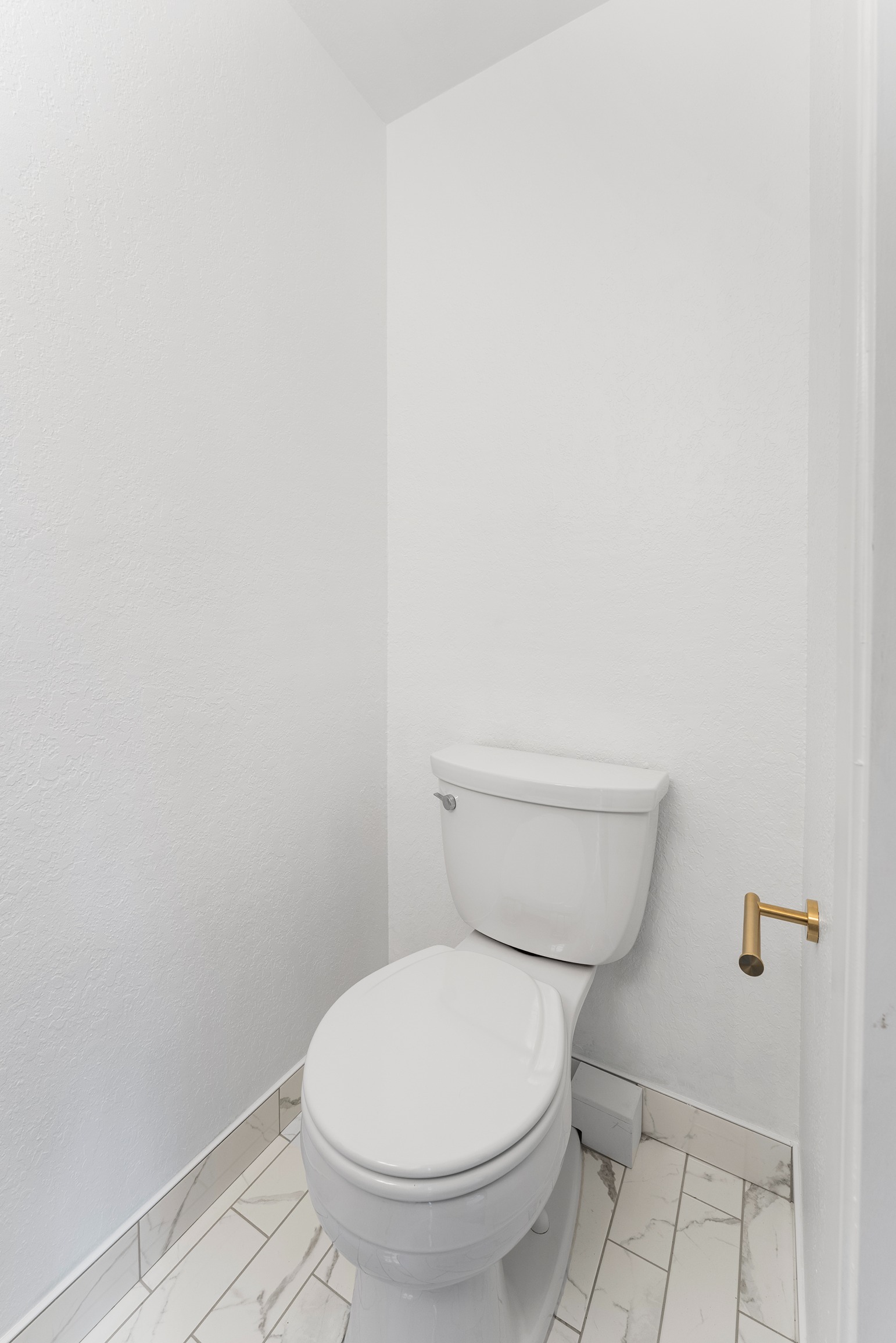 Stylish Powder Room Makeover – Woodinville After