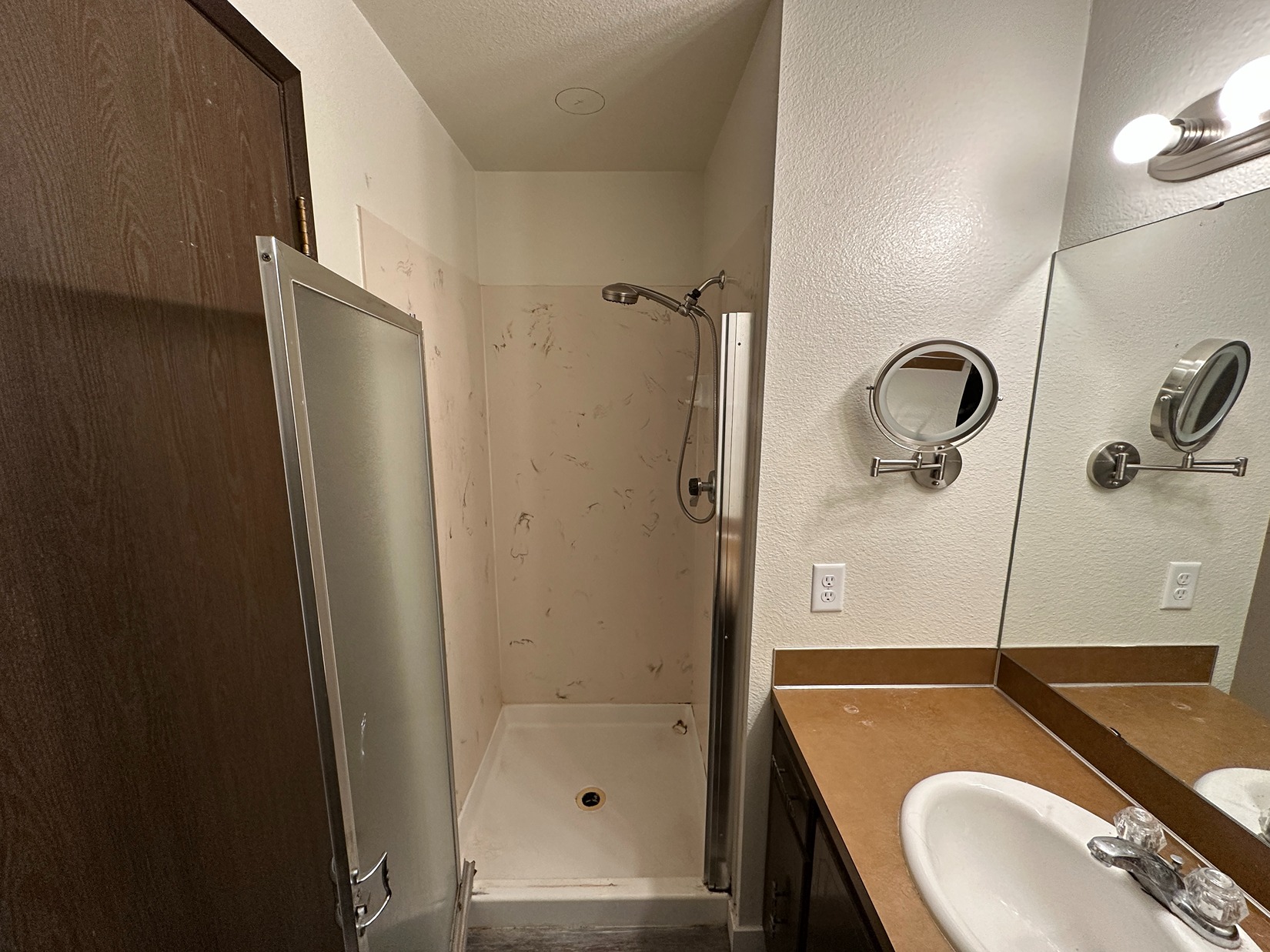 Elegant Master Bathroom Makeover – Bothell Before