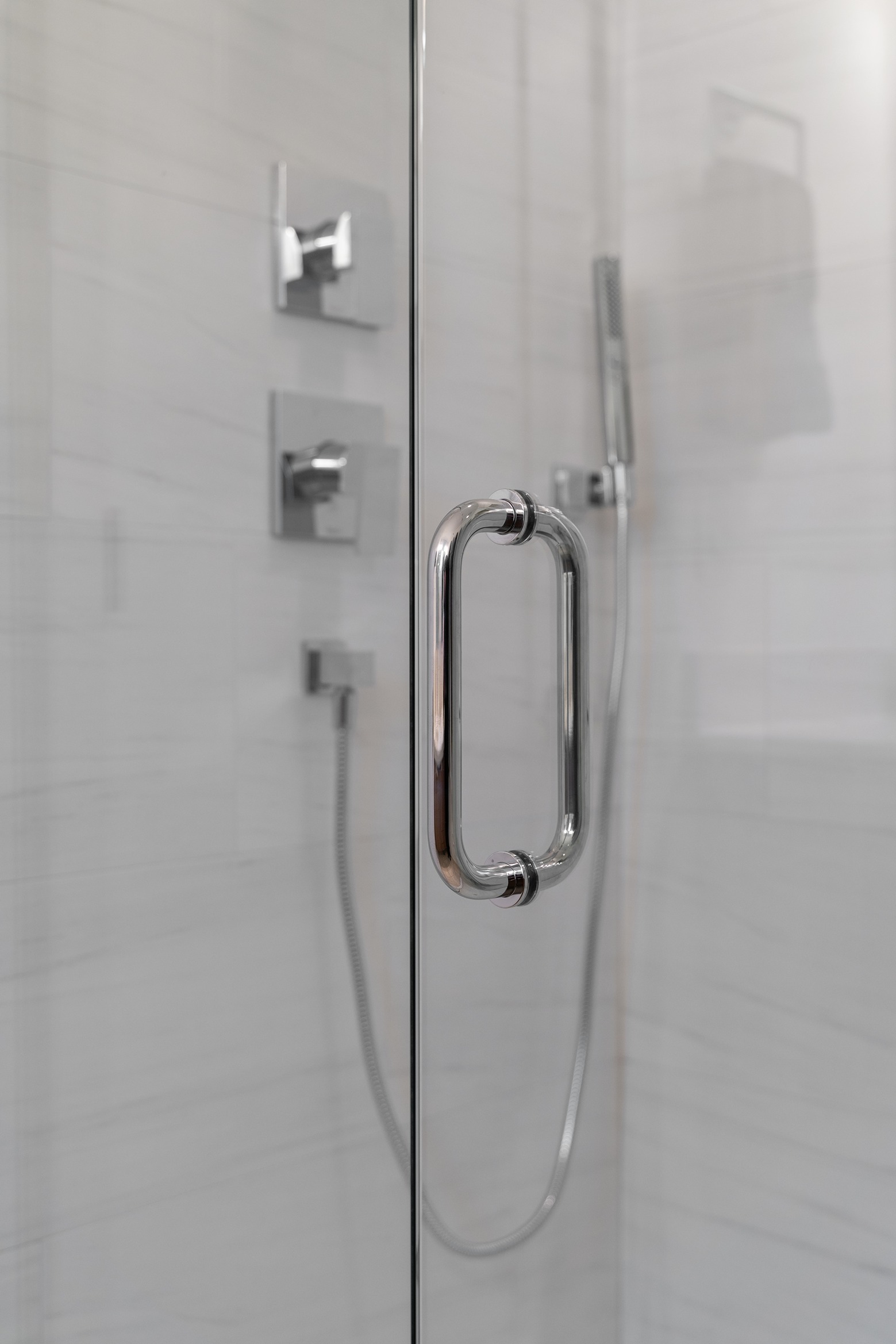Modern Bathroom Transformation – Kenmore After