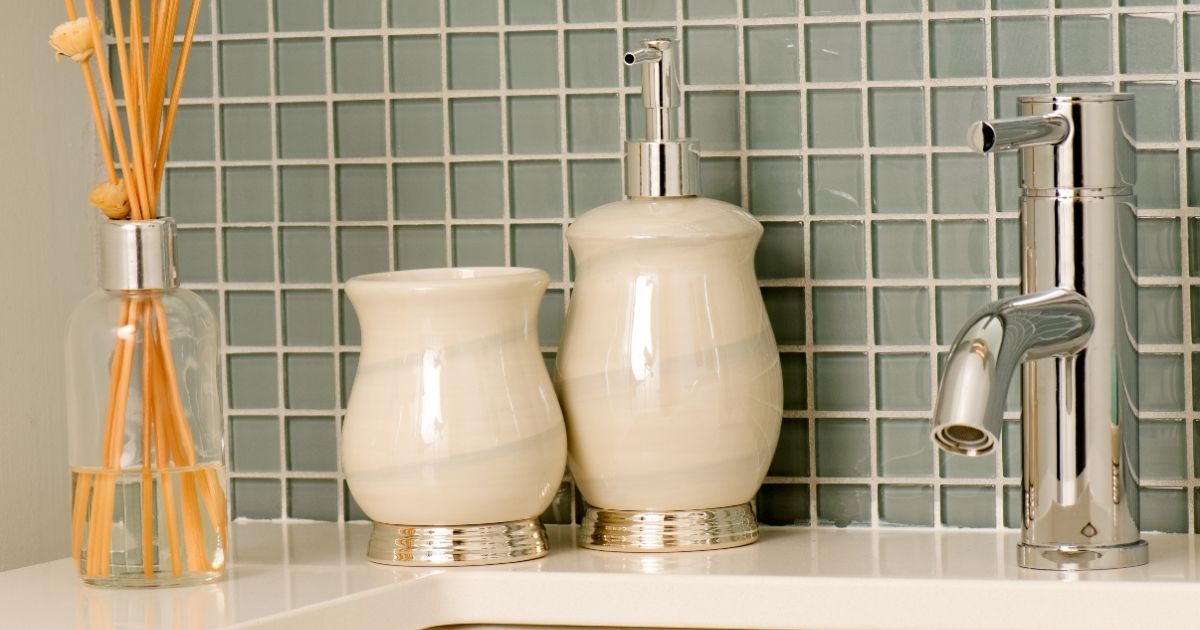 Bathroom faucet and countertop