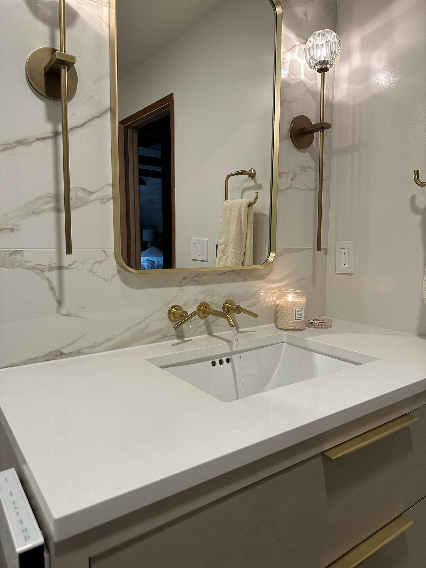 Full Revamp of a Bellevue Bathroom After