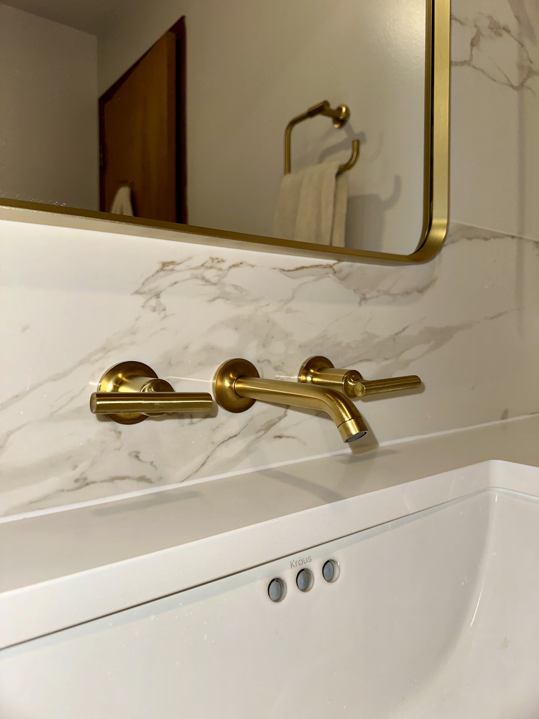 Full Revamp of a Bellevue Bathroom After