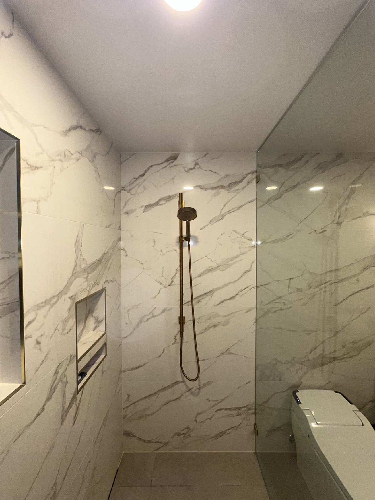 Full Revamp of a Bellevue Bathroom After
