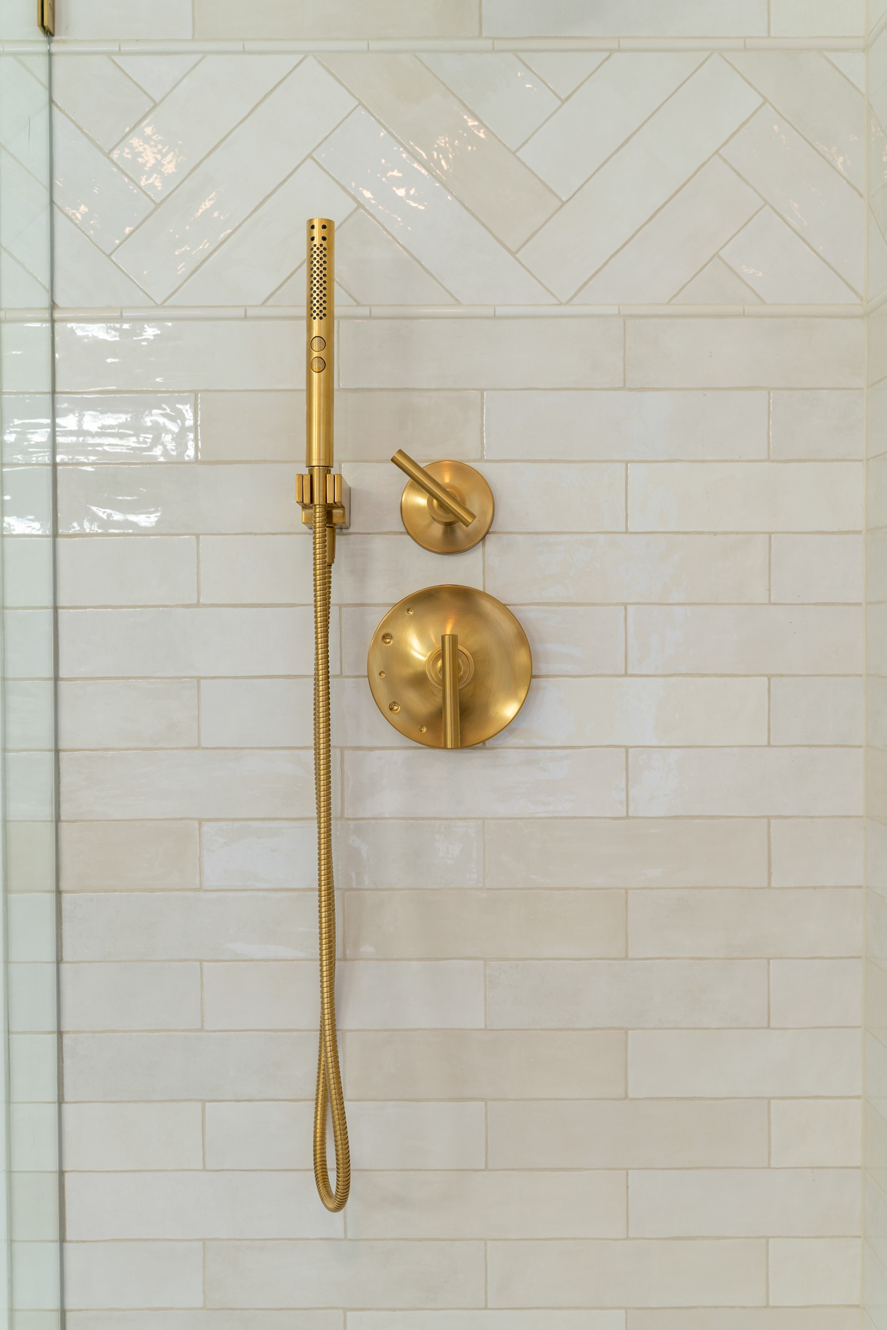 Woodinville Master Bath Remodel: Spa-Like Transformation After