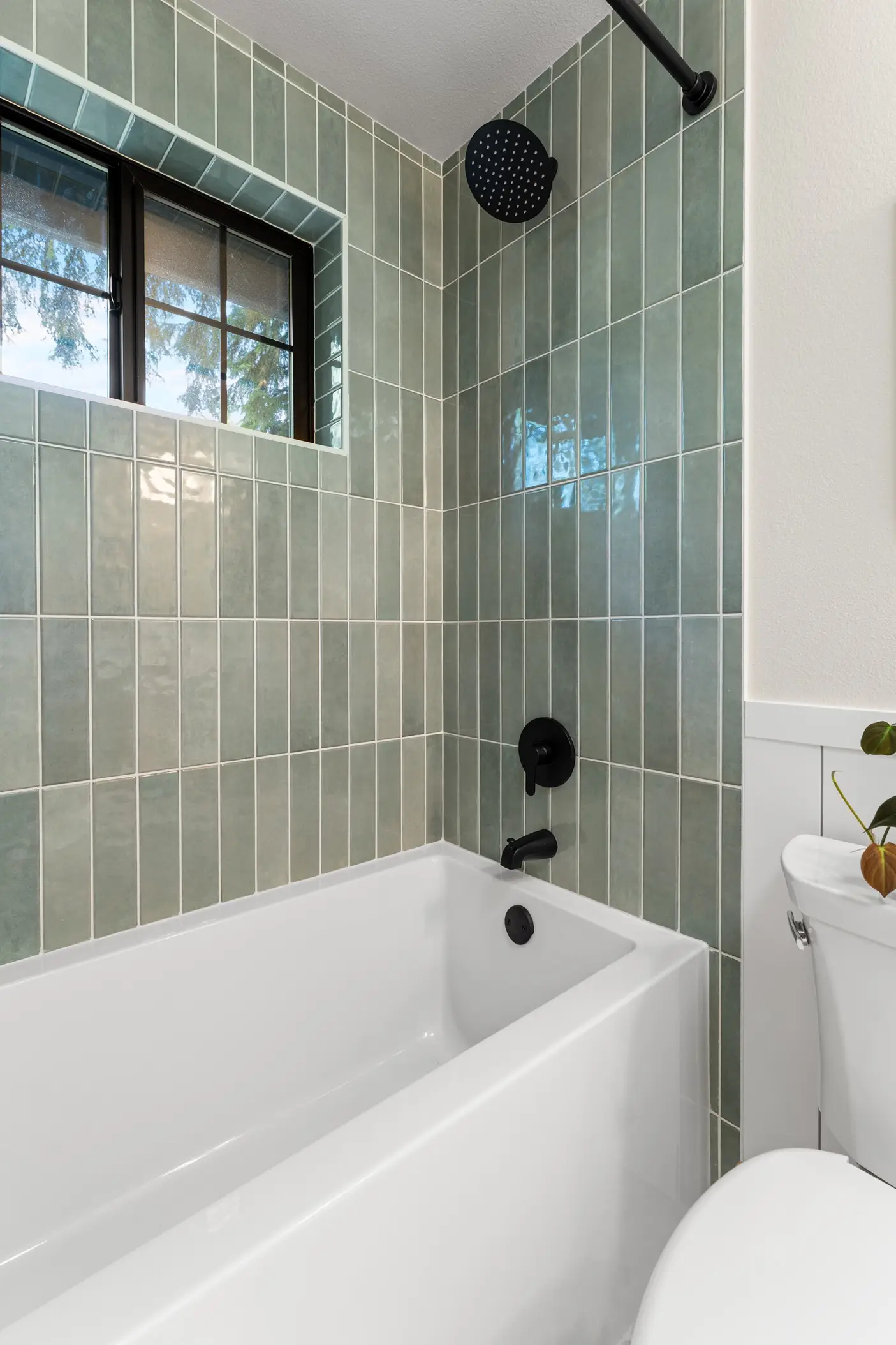 Guest Bath Transformation – Monroe After 