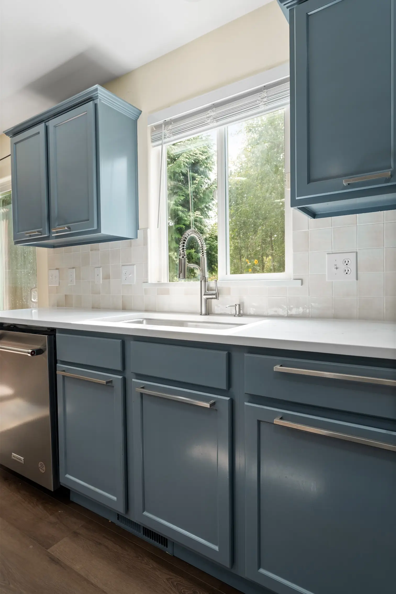 Bright Modern Kitchen Surface Update – Bothell After