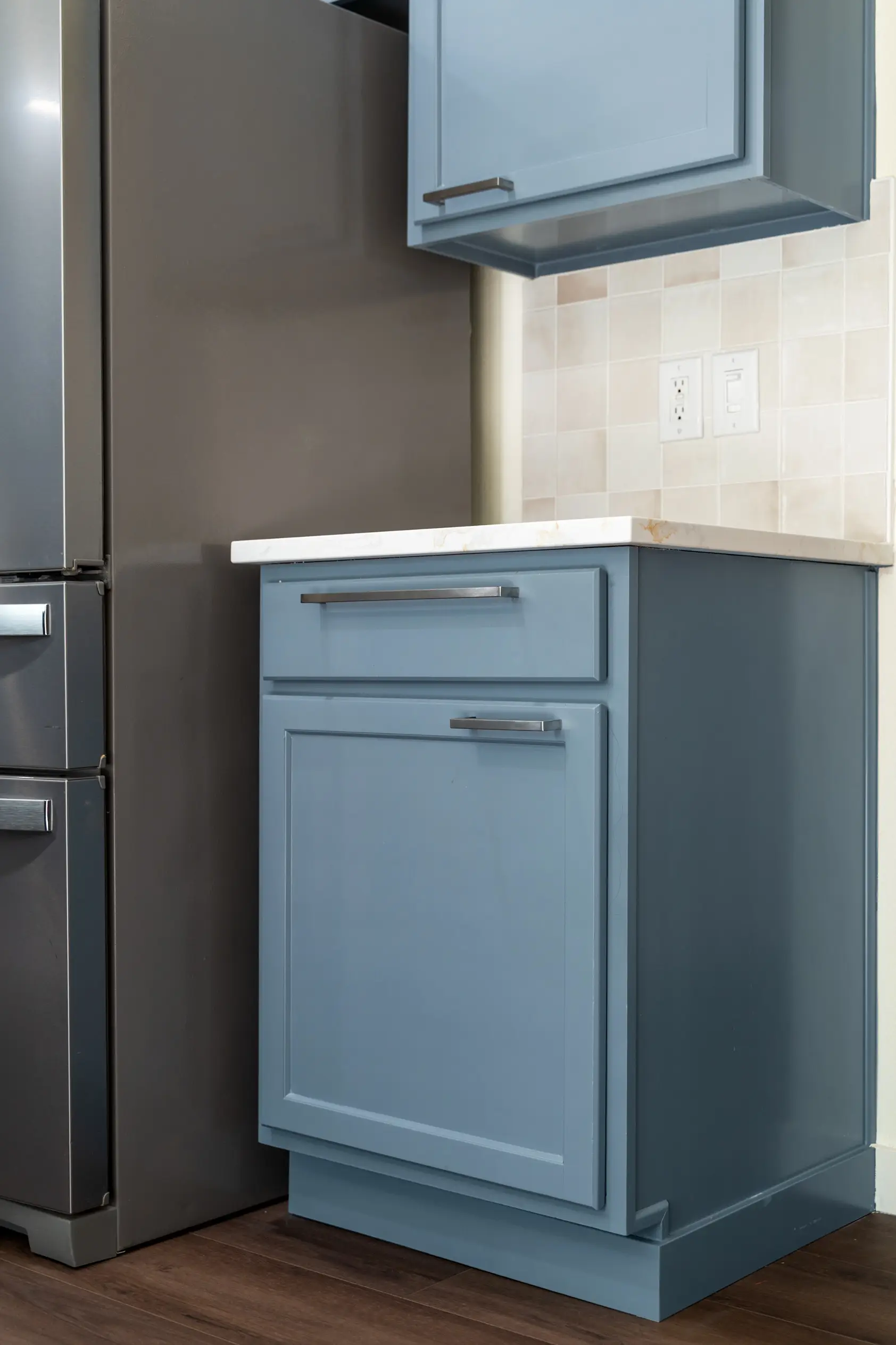 Bright Modern Kitchen Surface Update – Bothell After