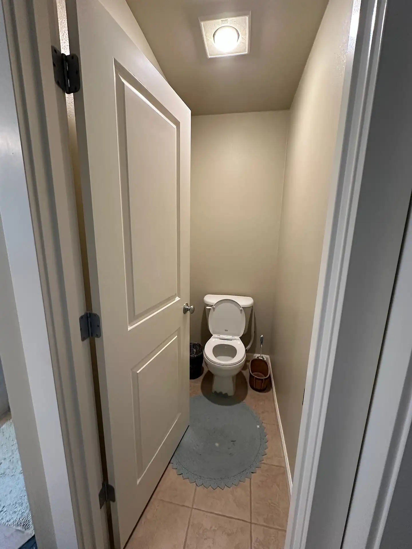 Elegant Bathroom Makeover – Kenmore Before 1