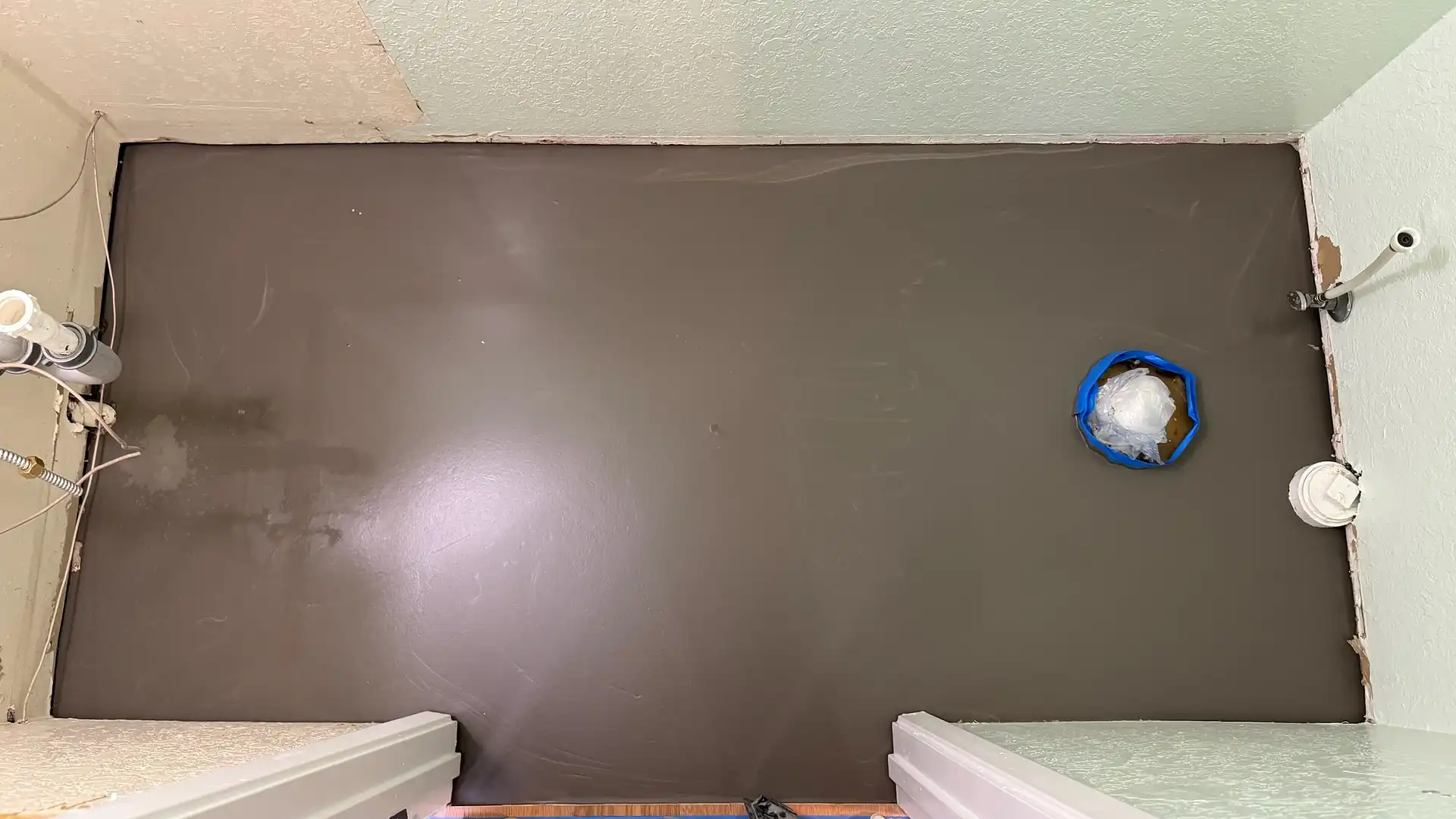 Stylish Powder Room Makeover – Woodinville Process