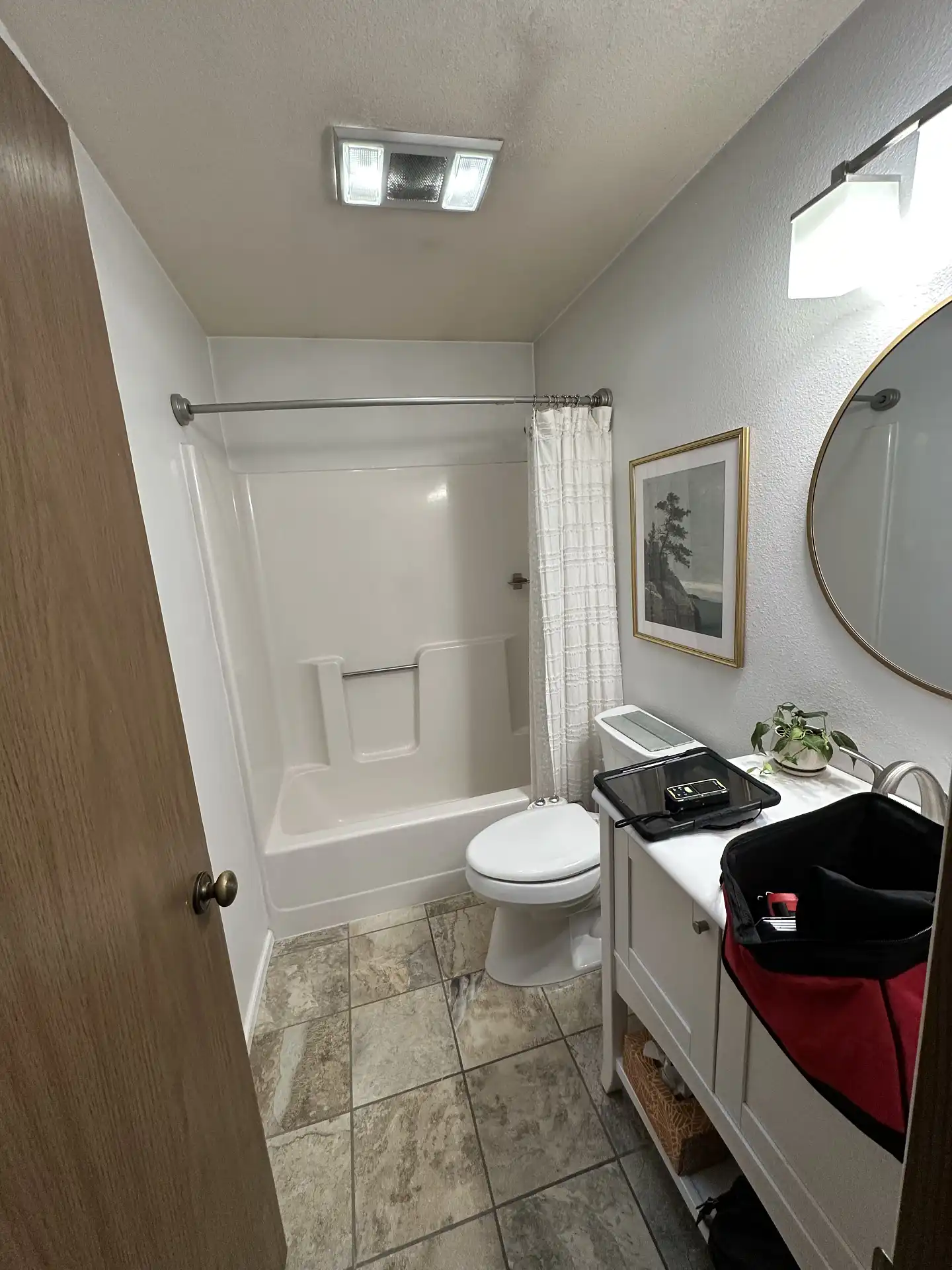 Guest Bath Transformation – Monroe Proccess