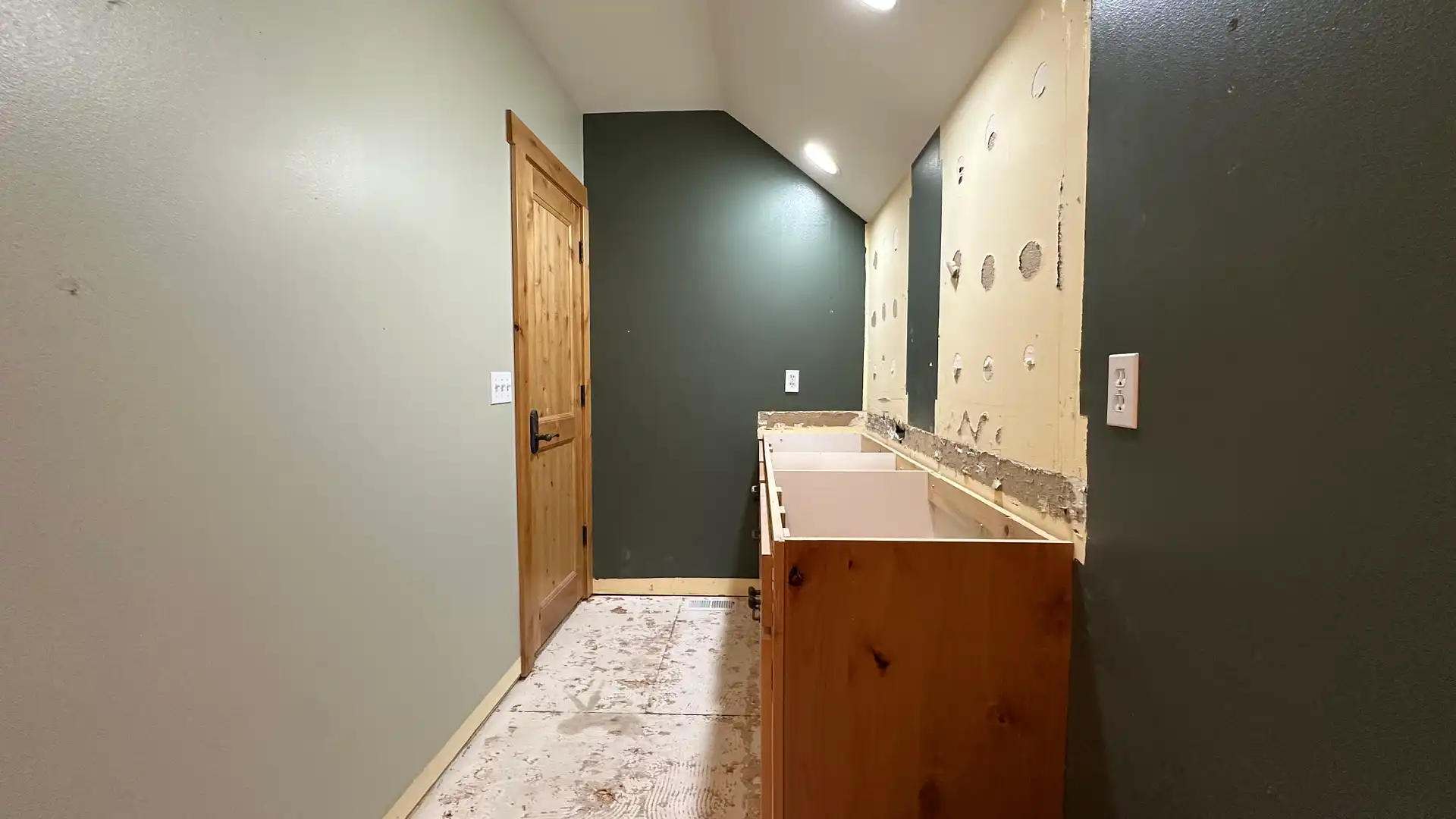 Rustic-Modern Bathroom Remodel in Snohomish - A 2-Week Transformation Process 