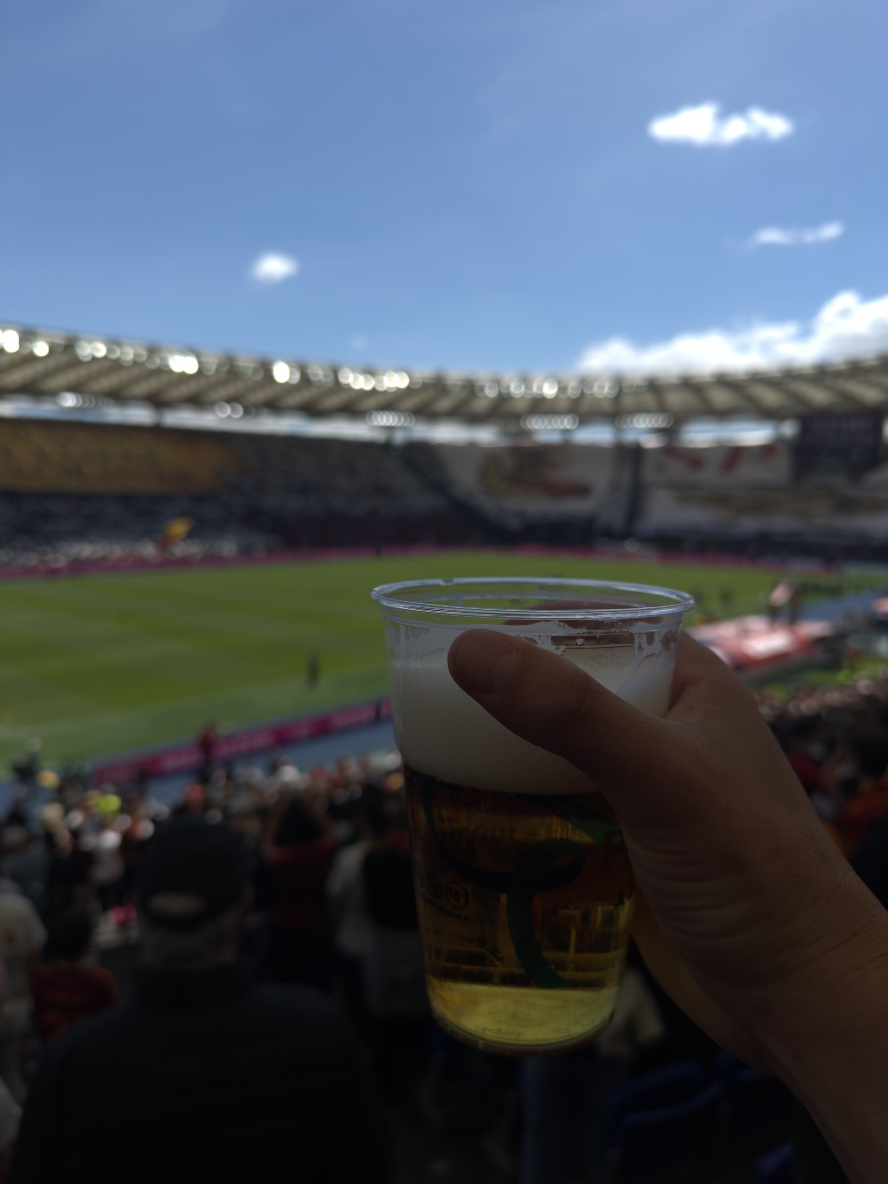 Een biertje op de tribune van het Stadio Olimpico