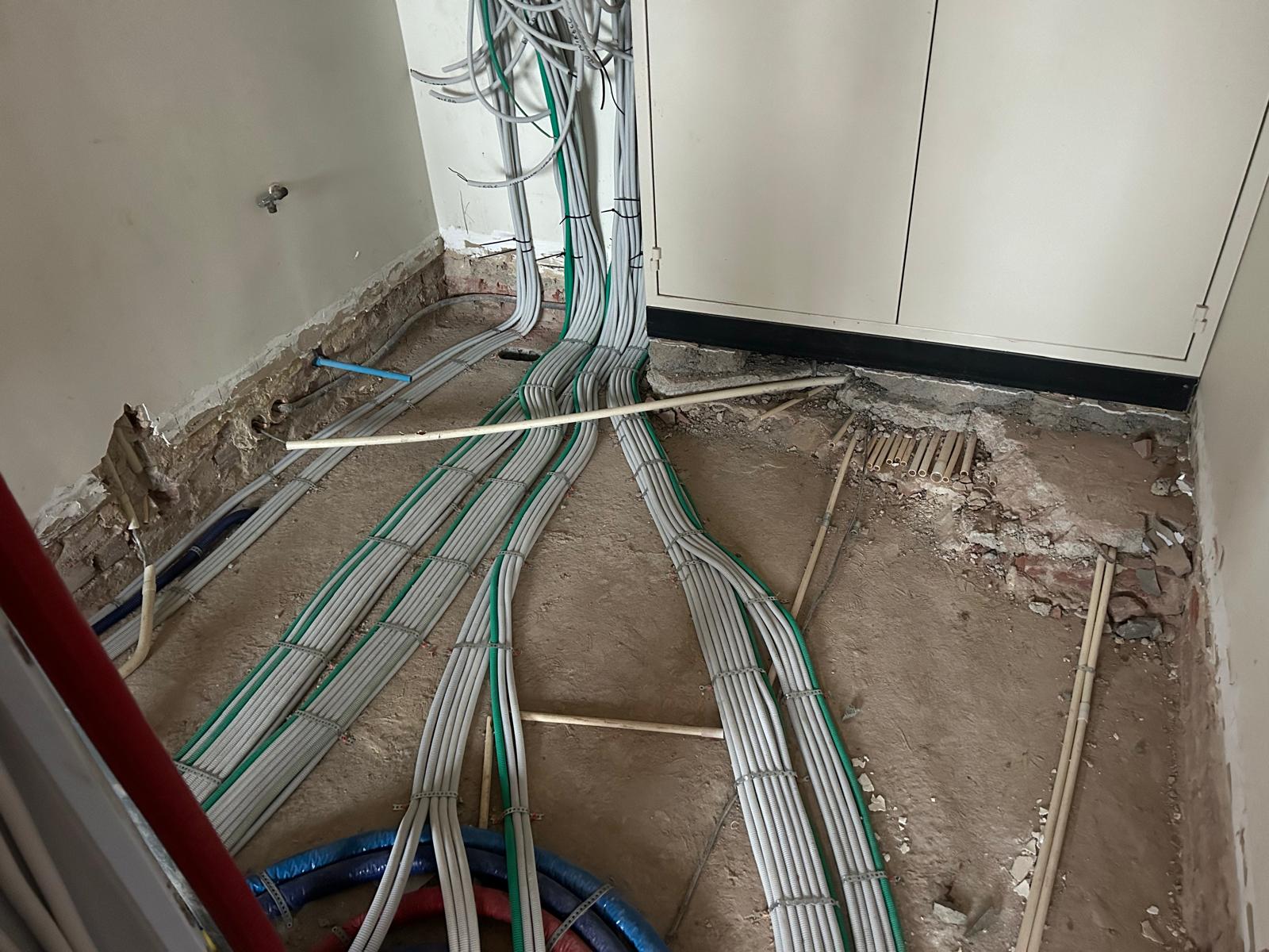Elektriciteitswerken in ruwbouw door VDM-T, foto 1