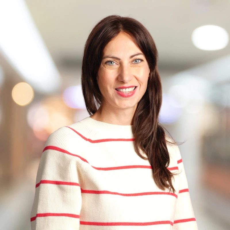 Portrait of Indra Kubicek, CEO of Digital Moment