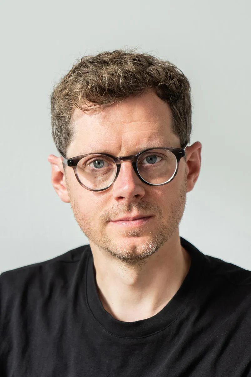 A profile picture of Henning Luedeke