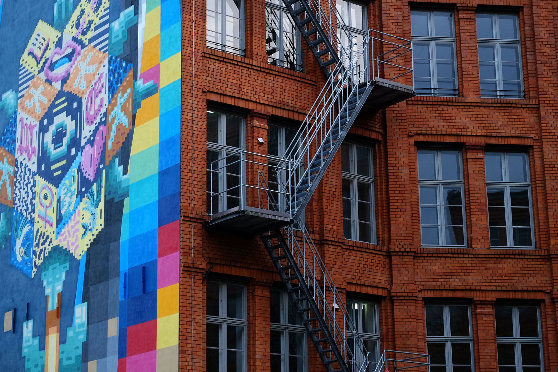 The Wall, Murals, Vienna Berlin Brussels Marseille Nairobi, Port of Culture