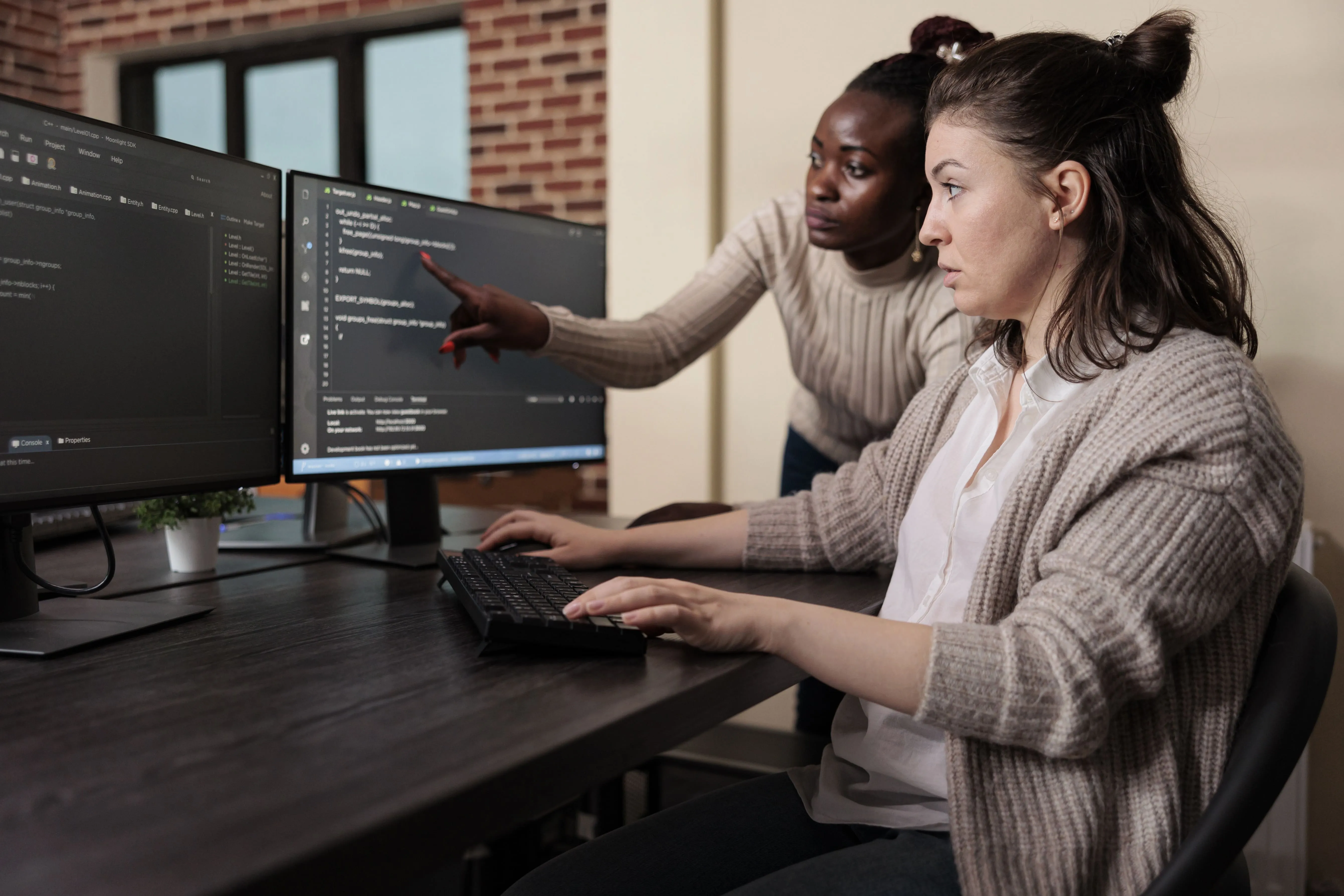 Blockchain engineer pointing out mistake in HTS code help