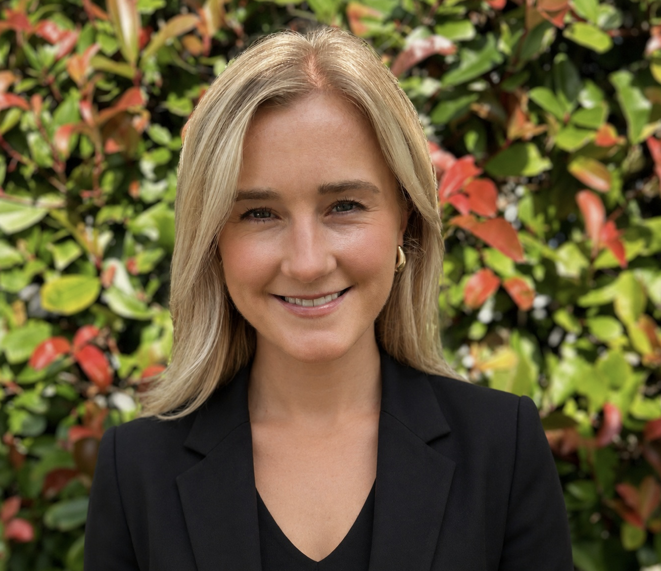 Dr Cara James